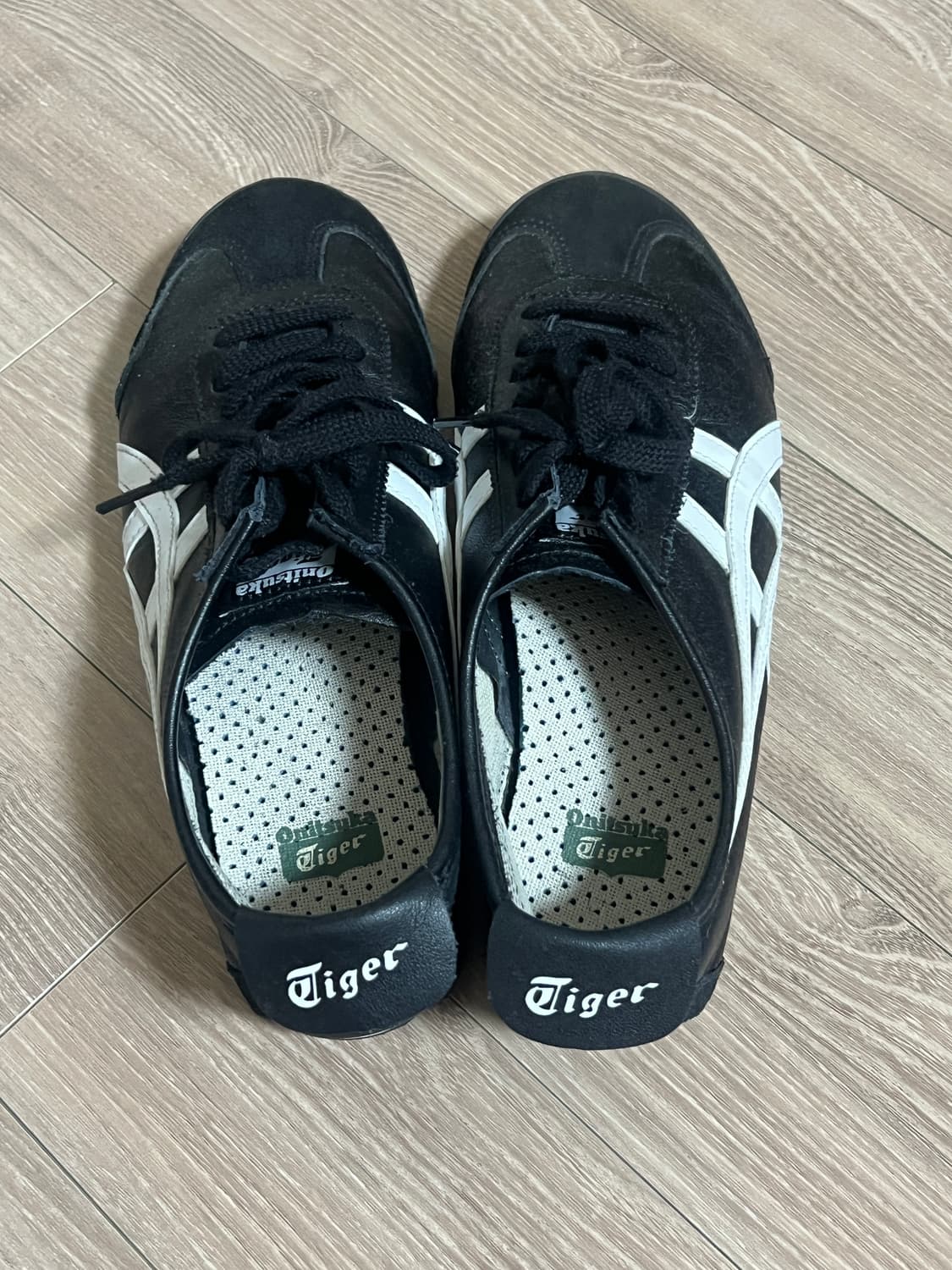 오니츠카타이거 멕시코66 블랙 화이트 265사이즈 상품이미지2