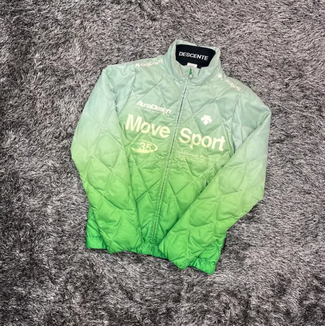 데상트 여성 다이아몬드 퀼팅 자켓 (90) 상품이미지1