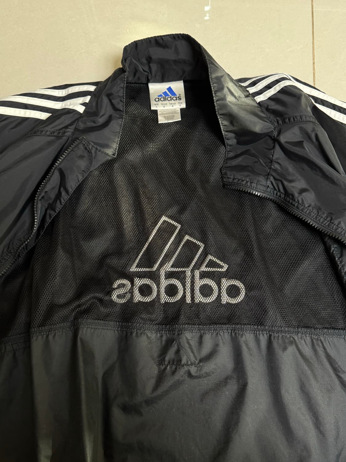 아디다스 빈티지 바람막이 블랙 상품이미지3