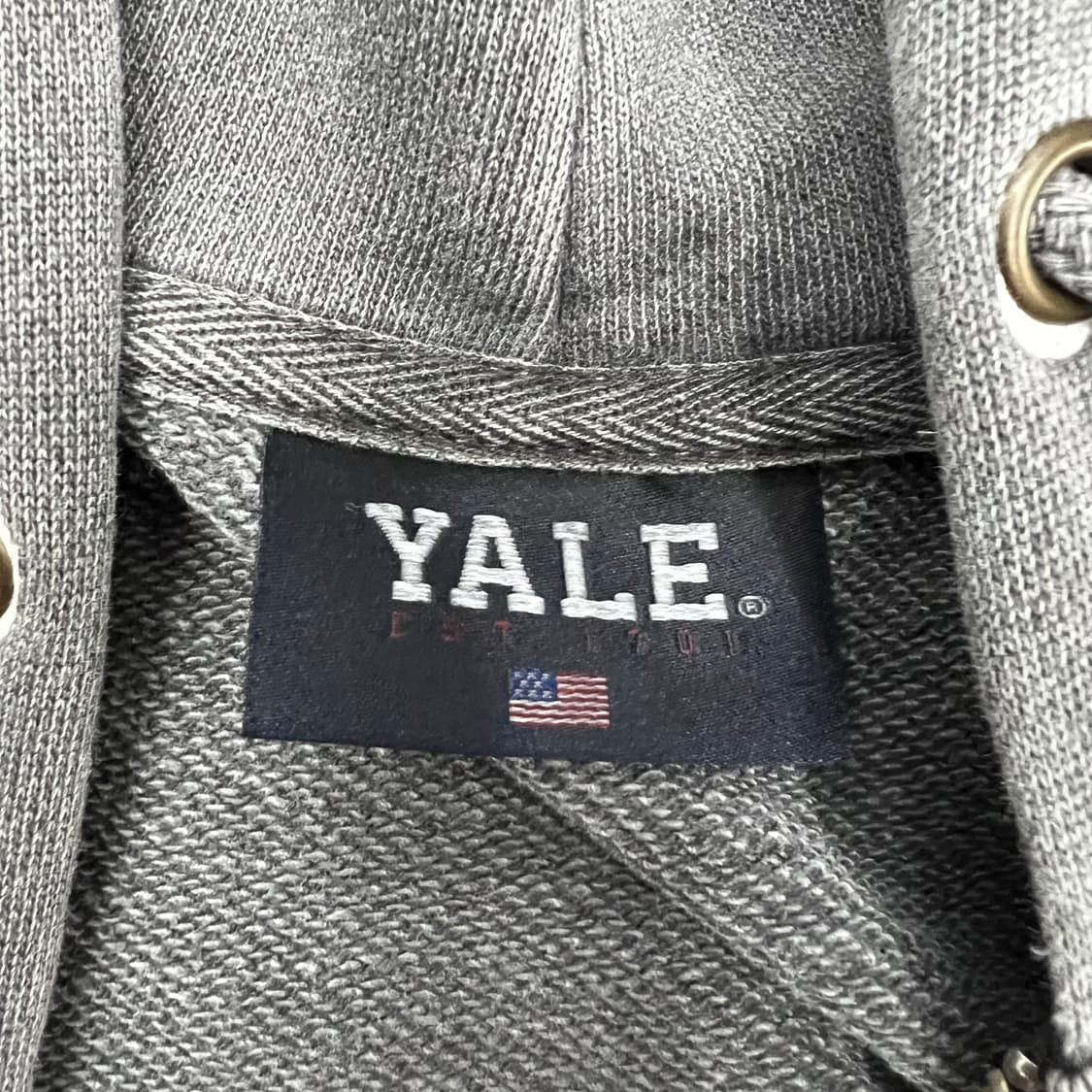 YALE 다크그레이 후드집업 상품이미지2