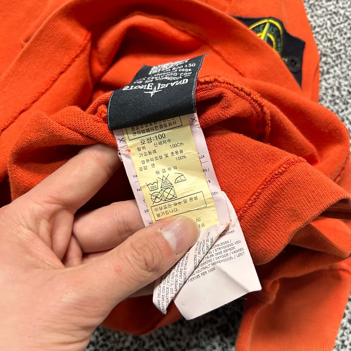 스톤 아일랜드(Stone Island) 오렌지 크루넥 니트 상품이미지7