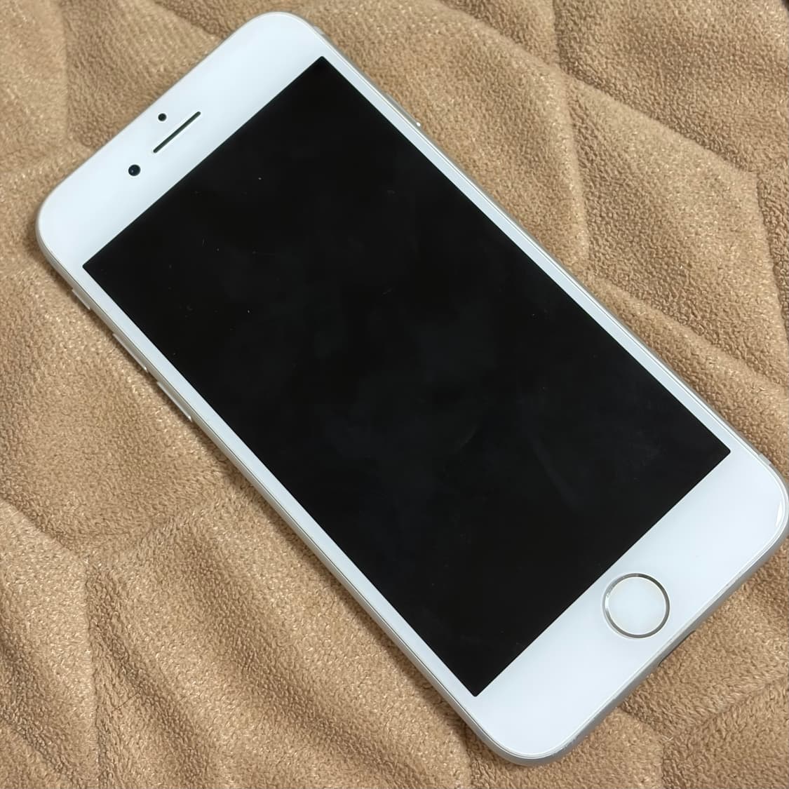 아이폰 7 실버 32gb 배터리 93% 상품이미지2