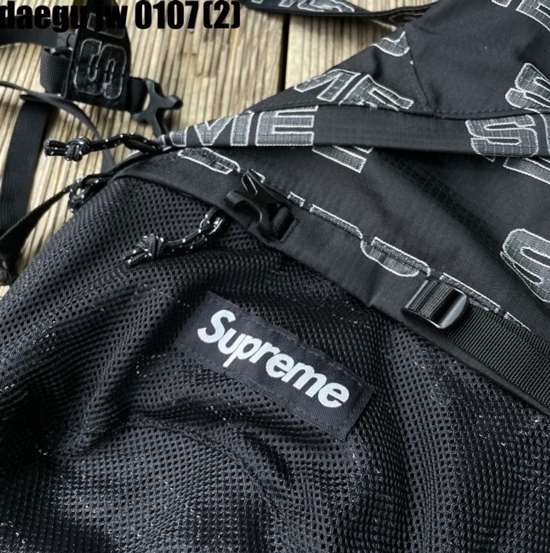 슈프림 크로스백 상품이미지2