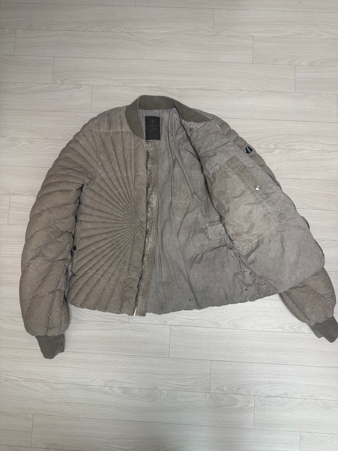 몽클레어 릭오웬스 래디언스 봄버 숏패딩 상품이미지2