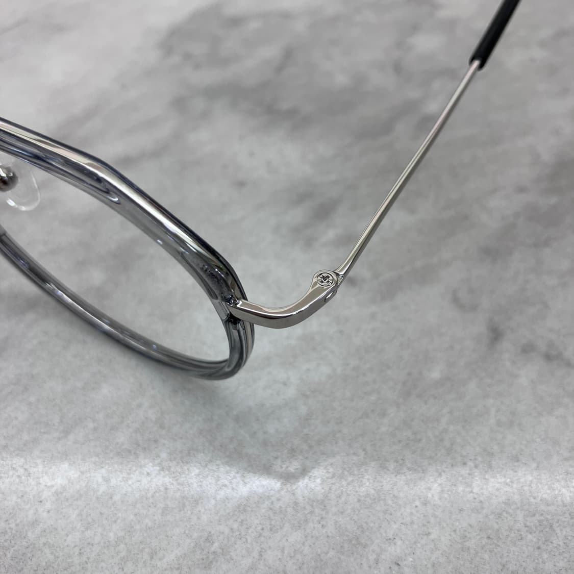 C39 FZ 실버 그레이 라운드 콤비 메탈테 안경 상품이미지2