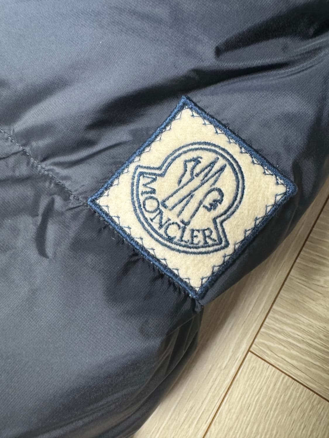 몽클레어 감마블루 패딩 2사이즈 상품이미지3