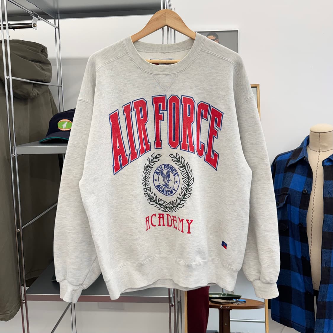 90s 러셀 빈티지 미공군 사관학교 스웻셔츠 맨투맨 made in USA 상품이미지1