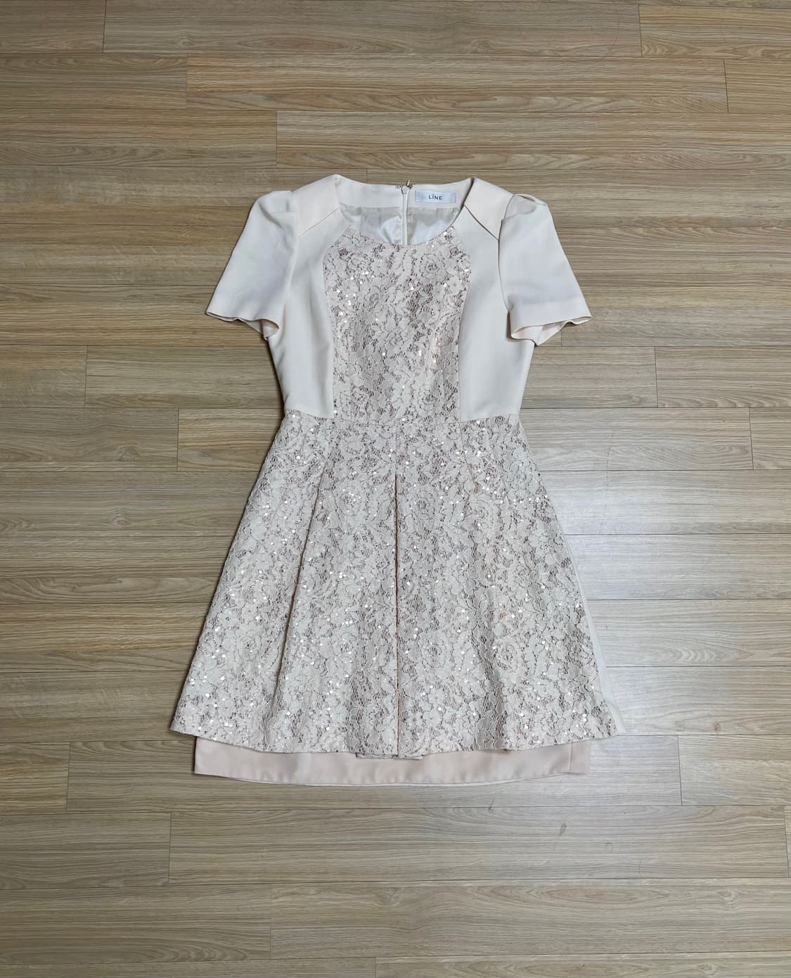 LINE 라인 원피스 상품이미지1