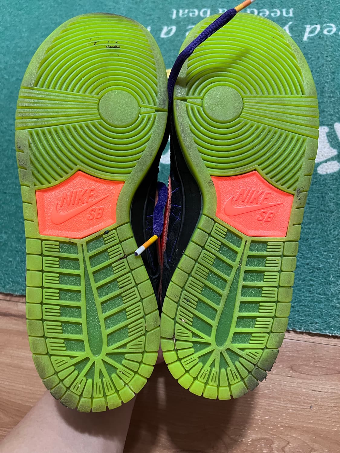 나이키 SB 덩크 로우 프로 나이트 오브 미스치프 할로윈 상품이미지5