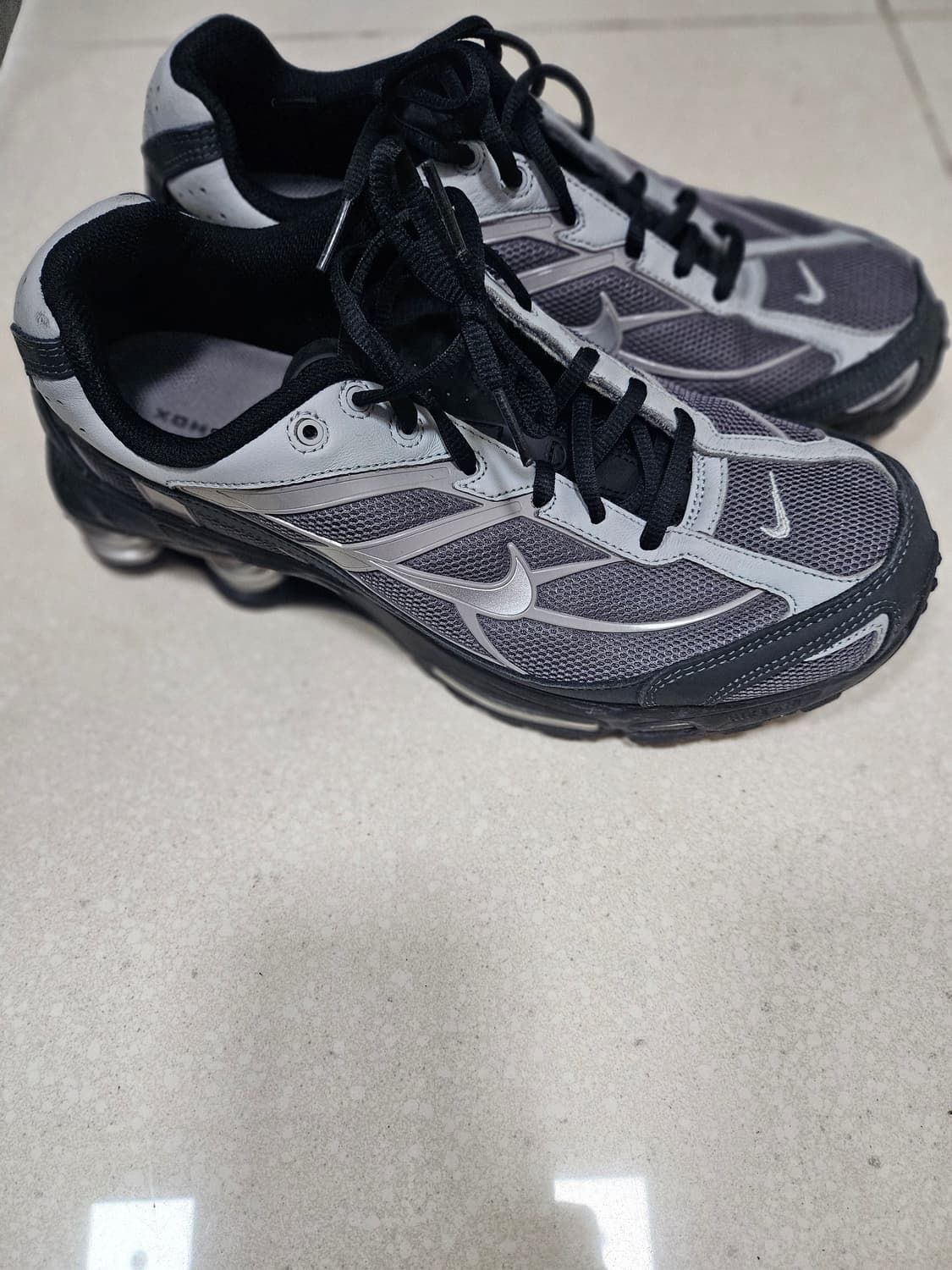 나이키 샥스 라이드2 그래파이트 앤트러사이트 상품이미지1