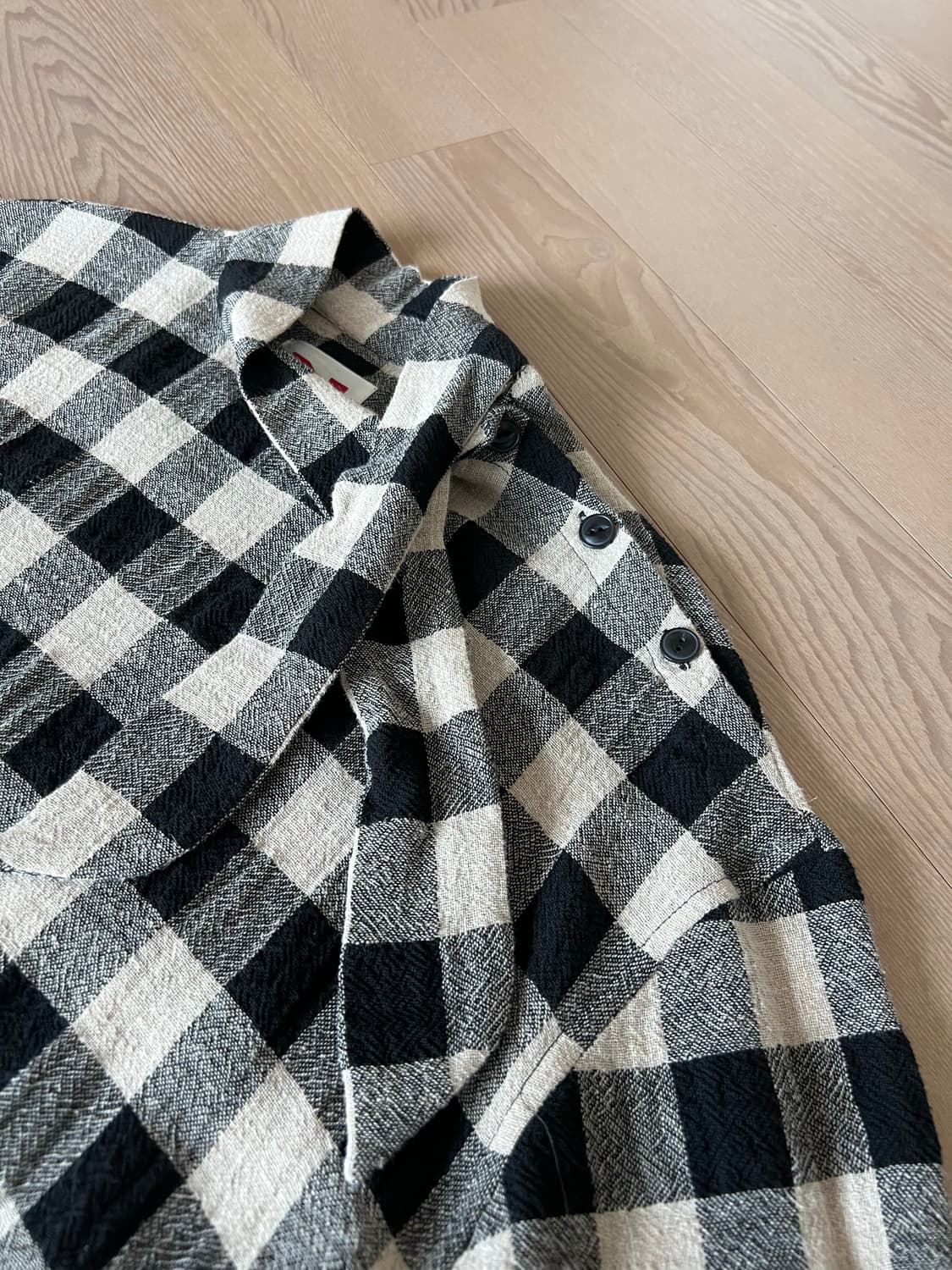 비욘드클로젯 컬렉션 라인 반팔 상품이미지3