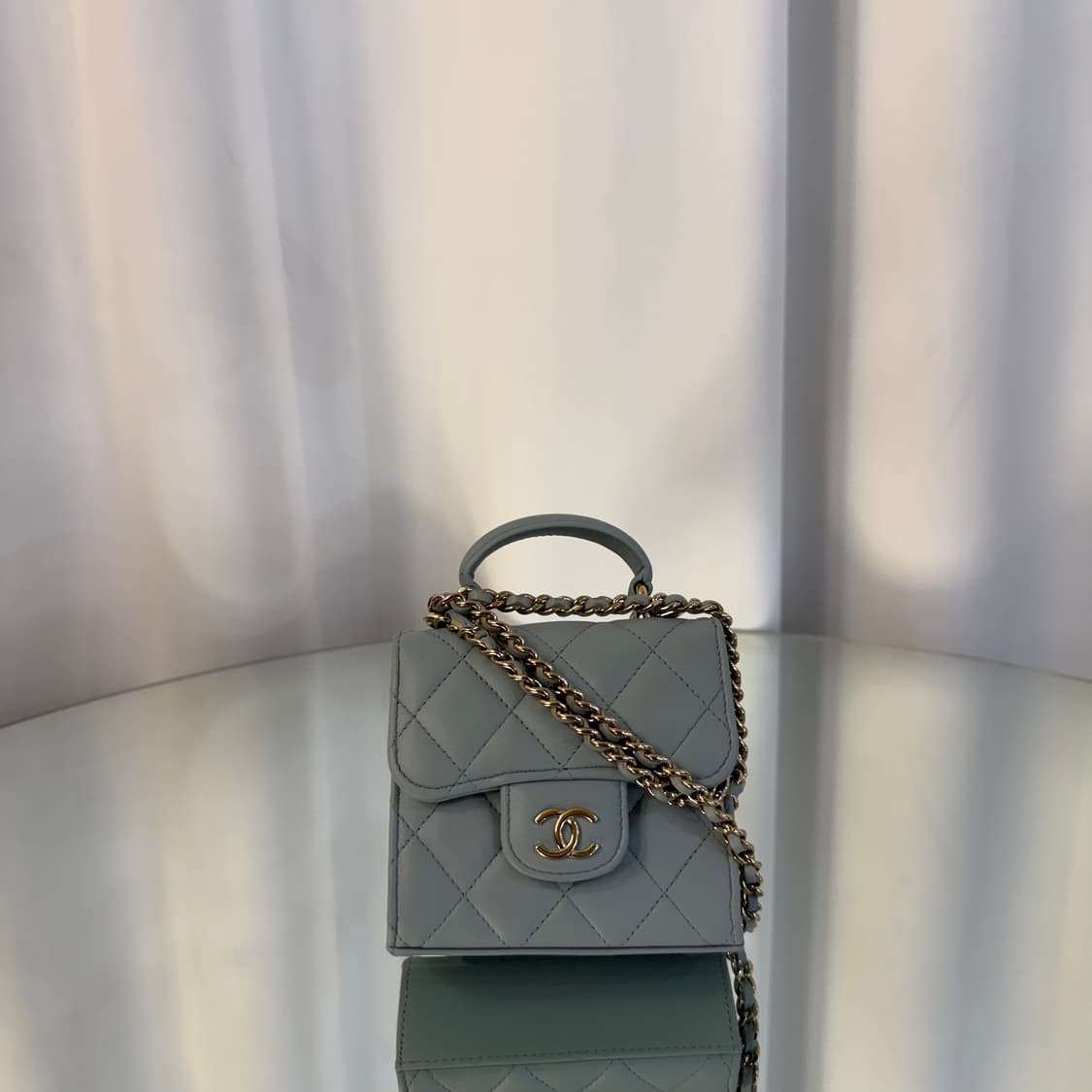 [정품] 샤넬 탑핸들 체인 미니백 램스킨 ap2682 상품이미지2