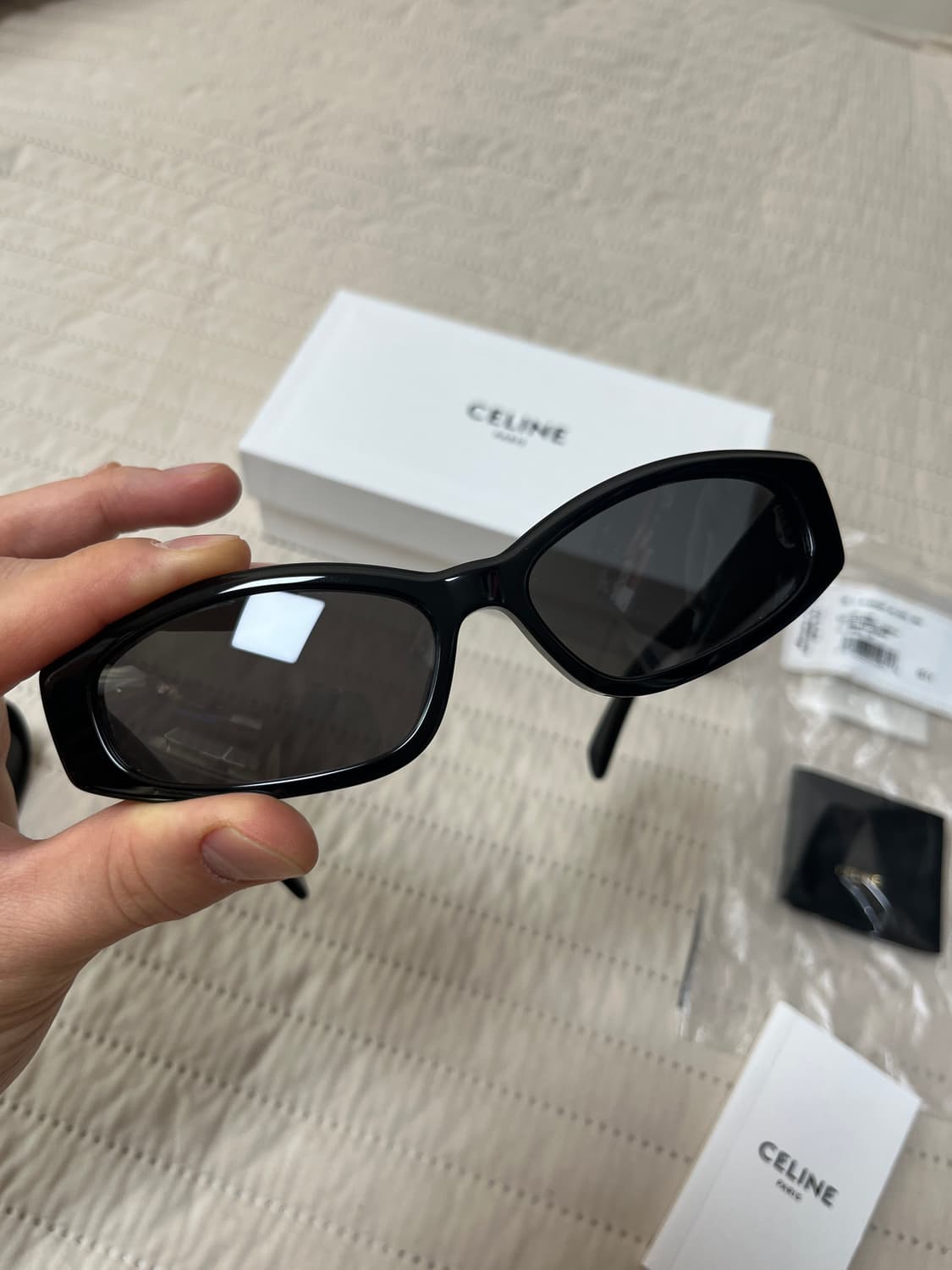 셀린 렉탱귤러 캣 아이 선글라스 블랙 상품이미지4