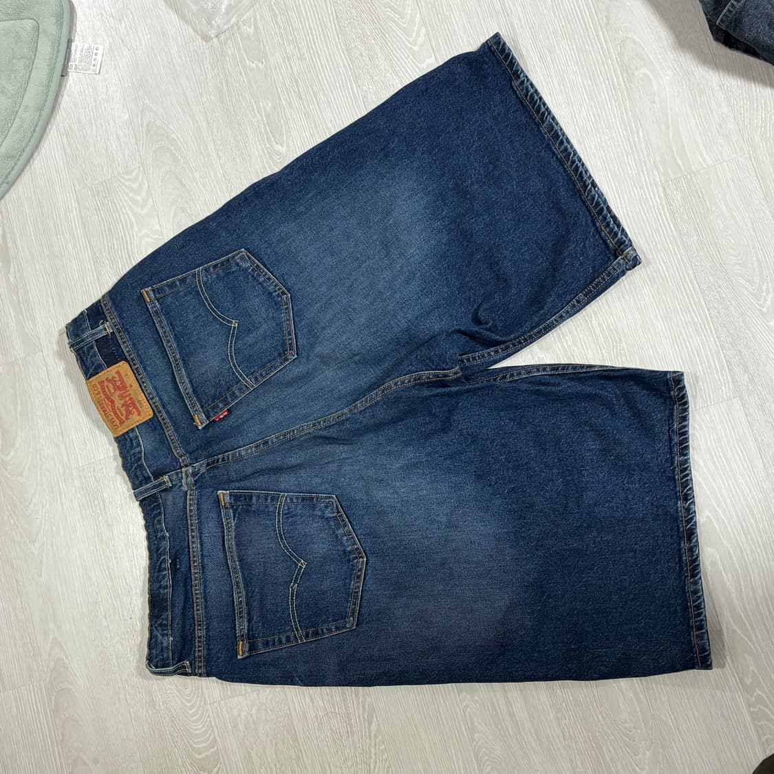 Levi’s 리바이스 진청 버뮤다 팬츠 상품이미지2