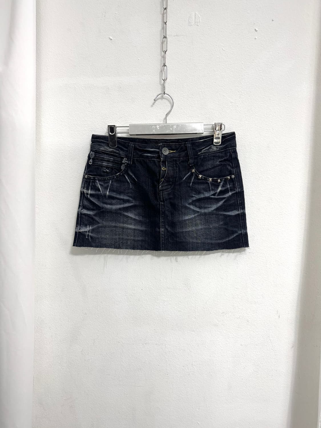 Stud dark denim mini skirt 상품이미지1