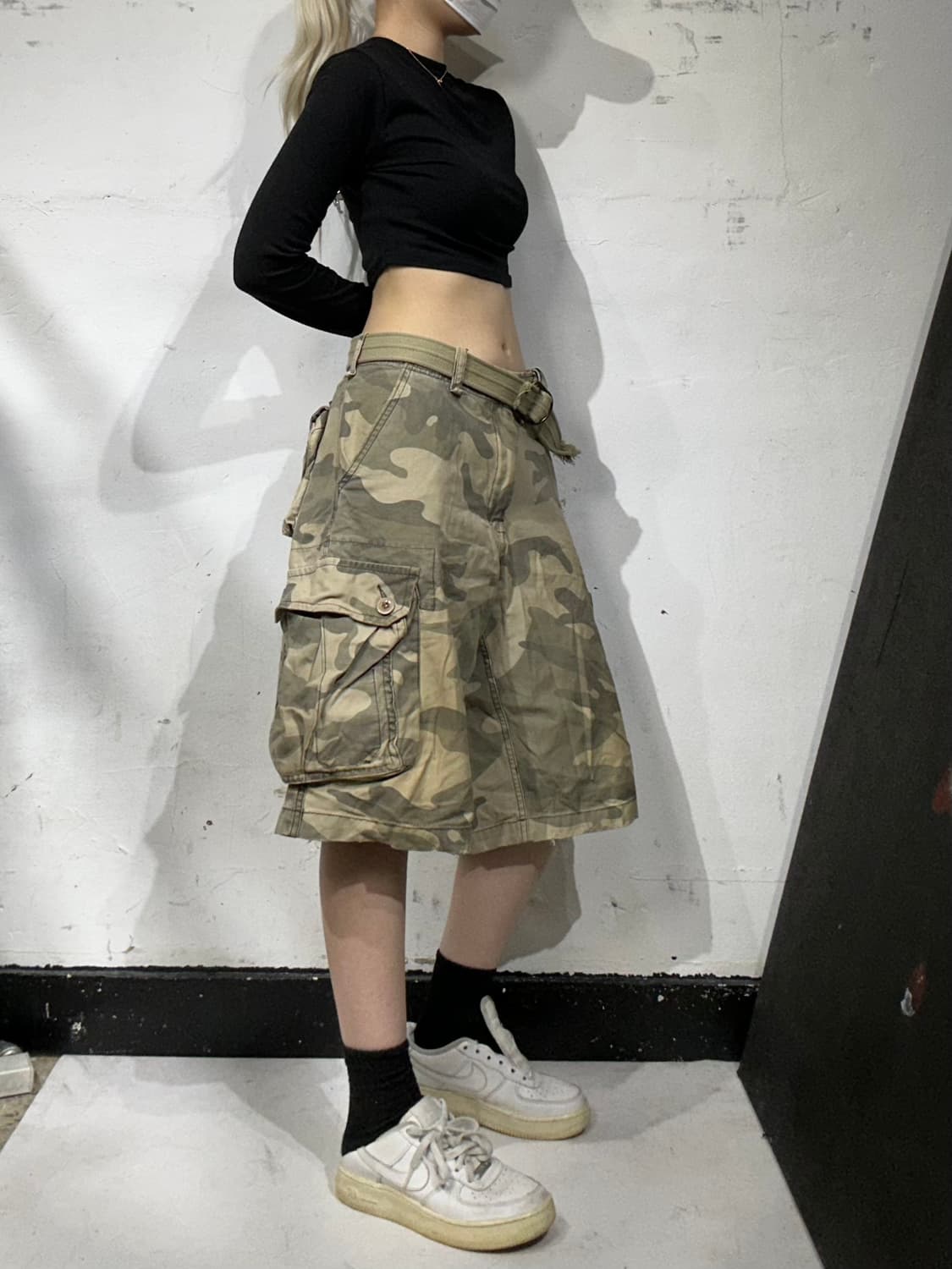 아베크롬비 베이지 밀리터리 카모 와이드 버뮤다 카고 팬츠 반바지 상품이미지1