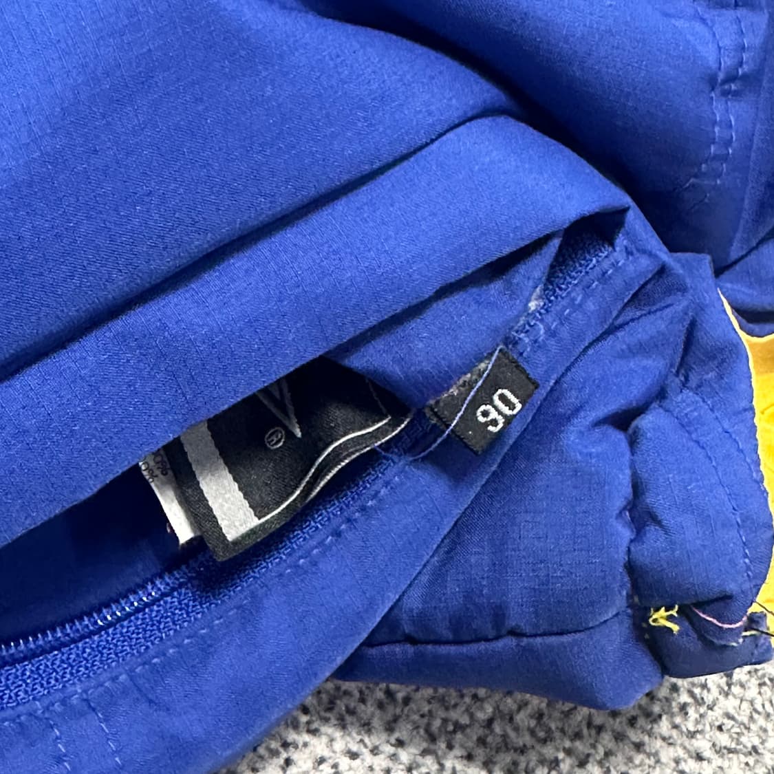 엄브로 옐로우 패딩 조끼 양면 상품이미지4