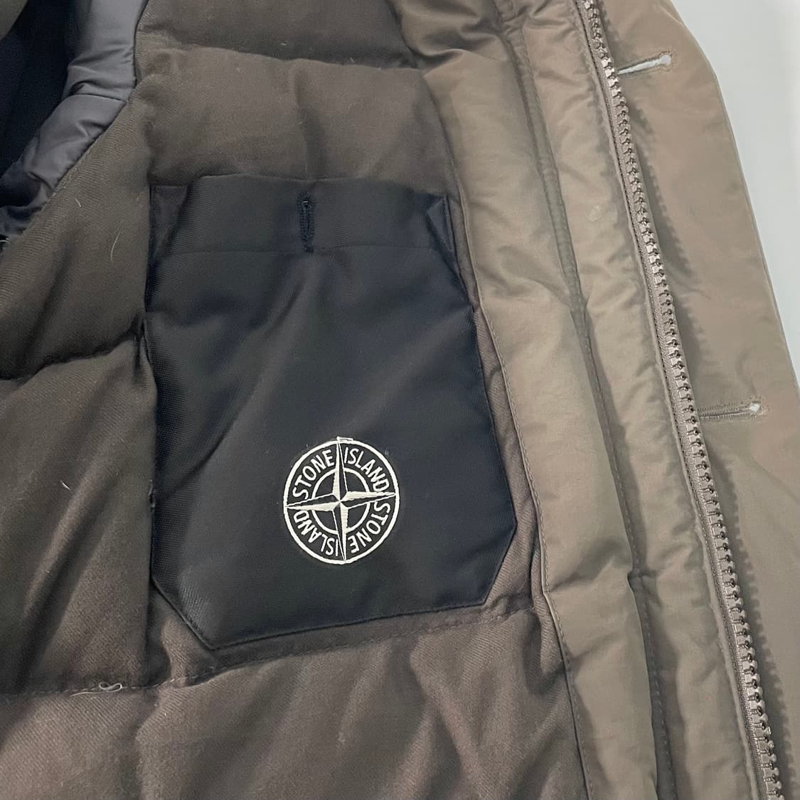 18fw 스톤아일랜드 마이크로랩스 후드 다운패딩 (on.55)   상품이미지9