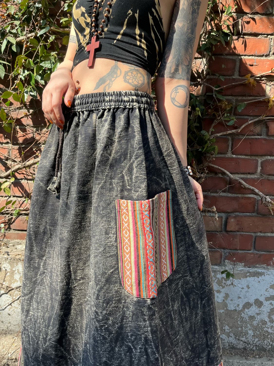 블랙 워싱 에스닉 주머니 롱스커트 상품이미지4