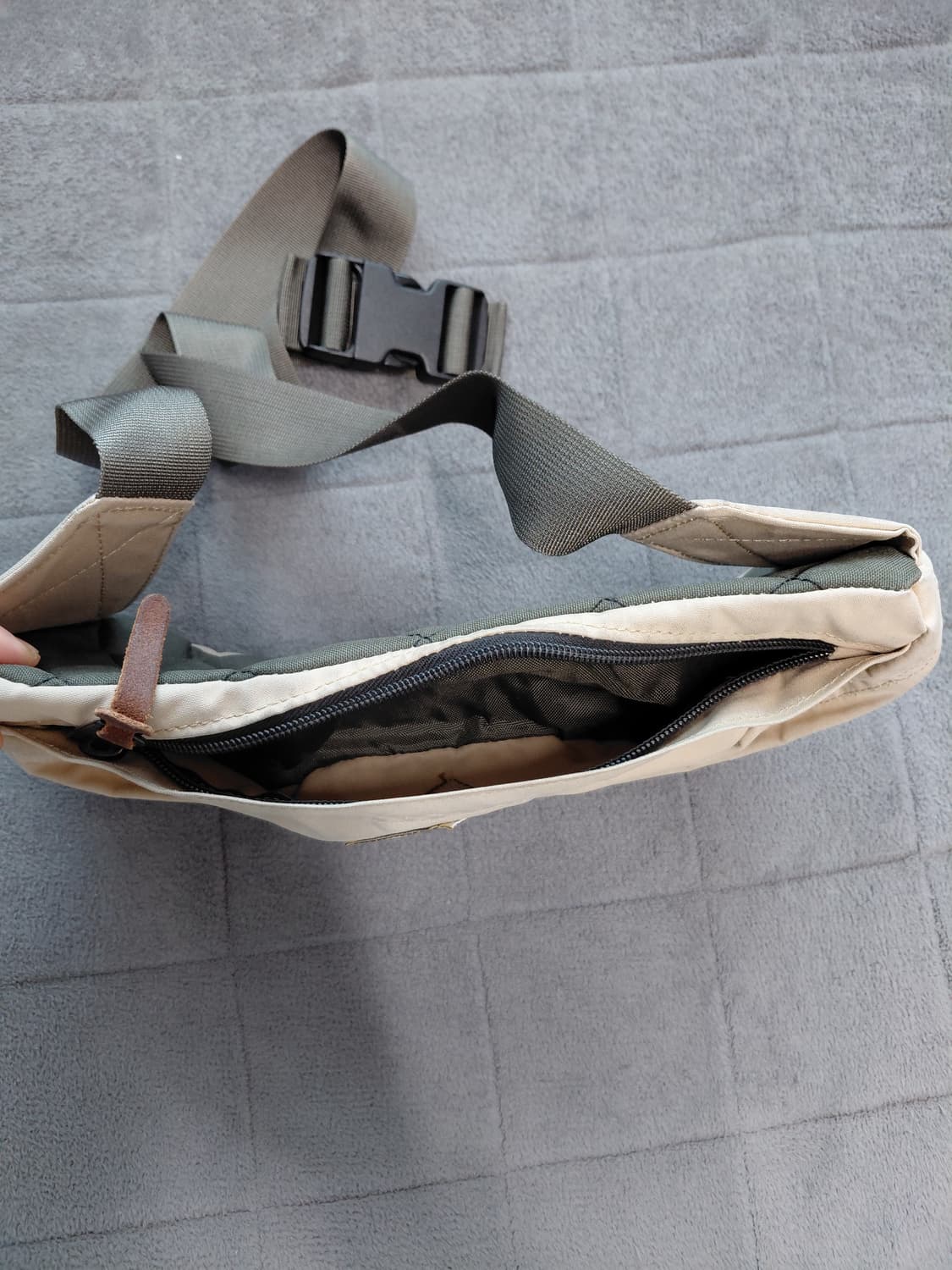 그레고리 구형로고 테일윈드 크로스백&힙색 상품이미지3