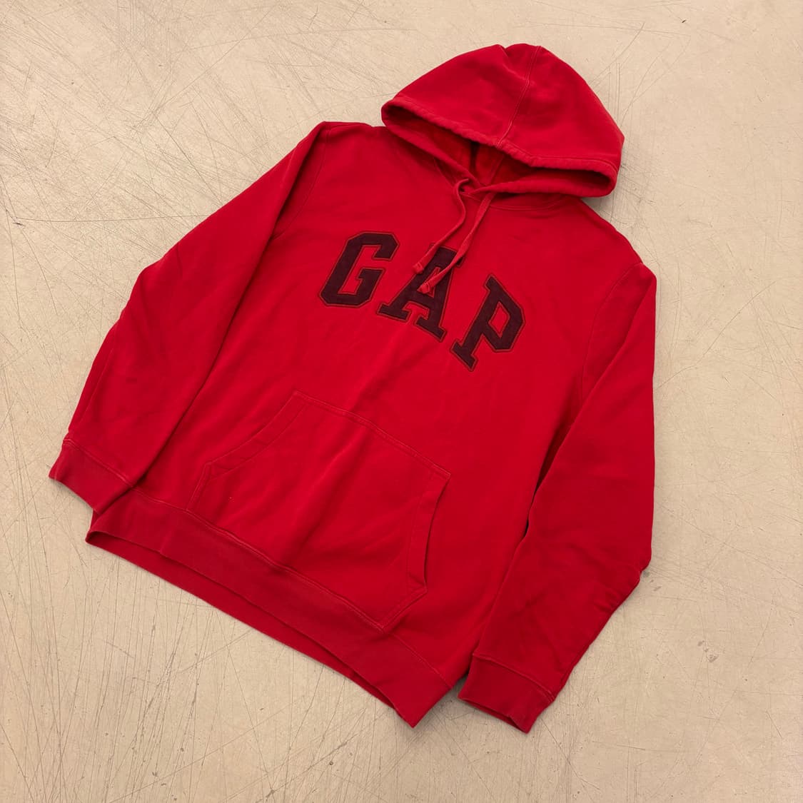 갭 빅로고 레드 후드티 상품이미지1