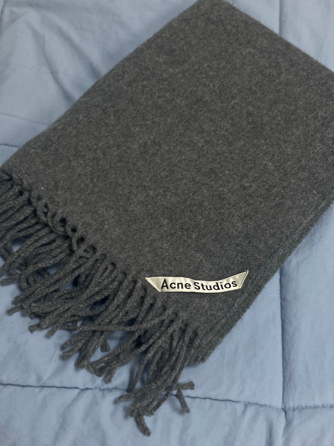 아크네 머플러 그레이 상품이미지1