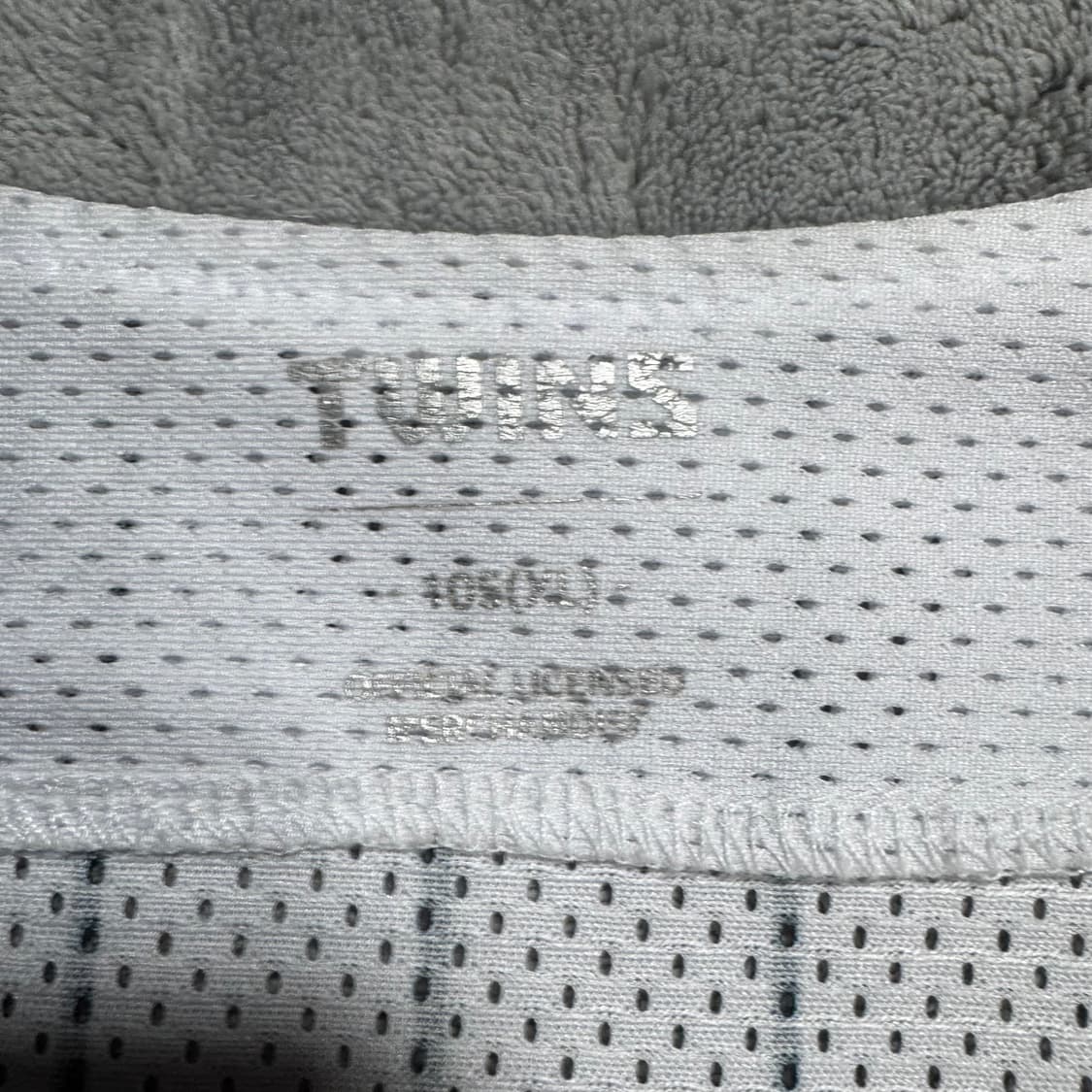 LG 김현수 친필 사인 유니폼 22  상품이미지4