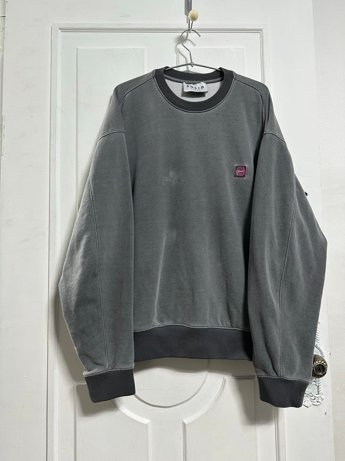 솔리드옴므 그라데이션 맨투맨 상품이미지1