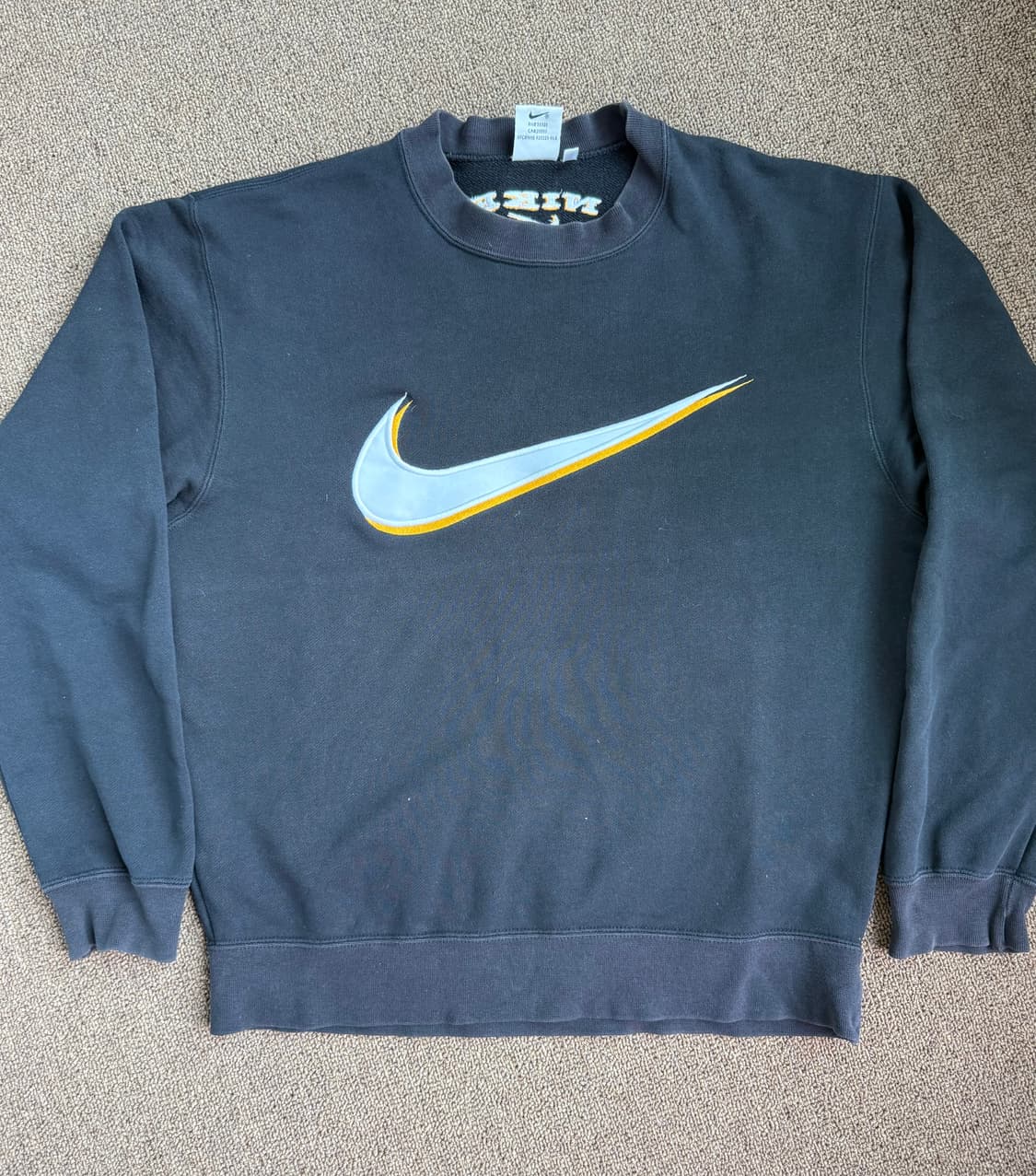 나이키 90’s Vintage Big Swoosh Crewneck 상품이미지1