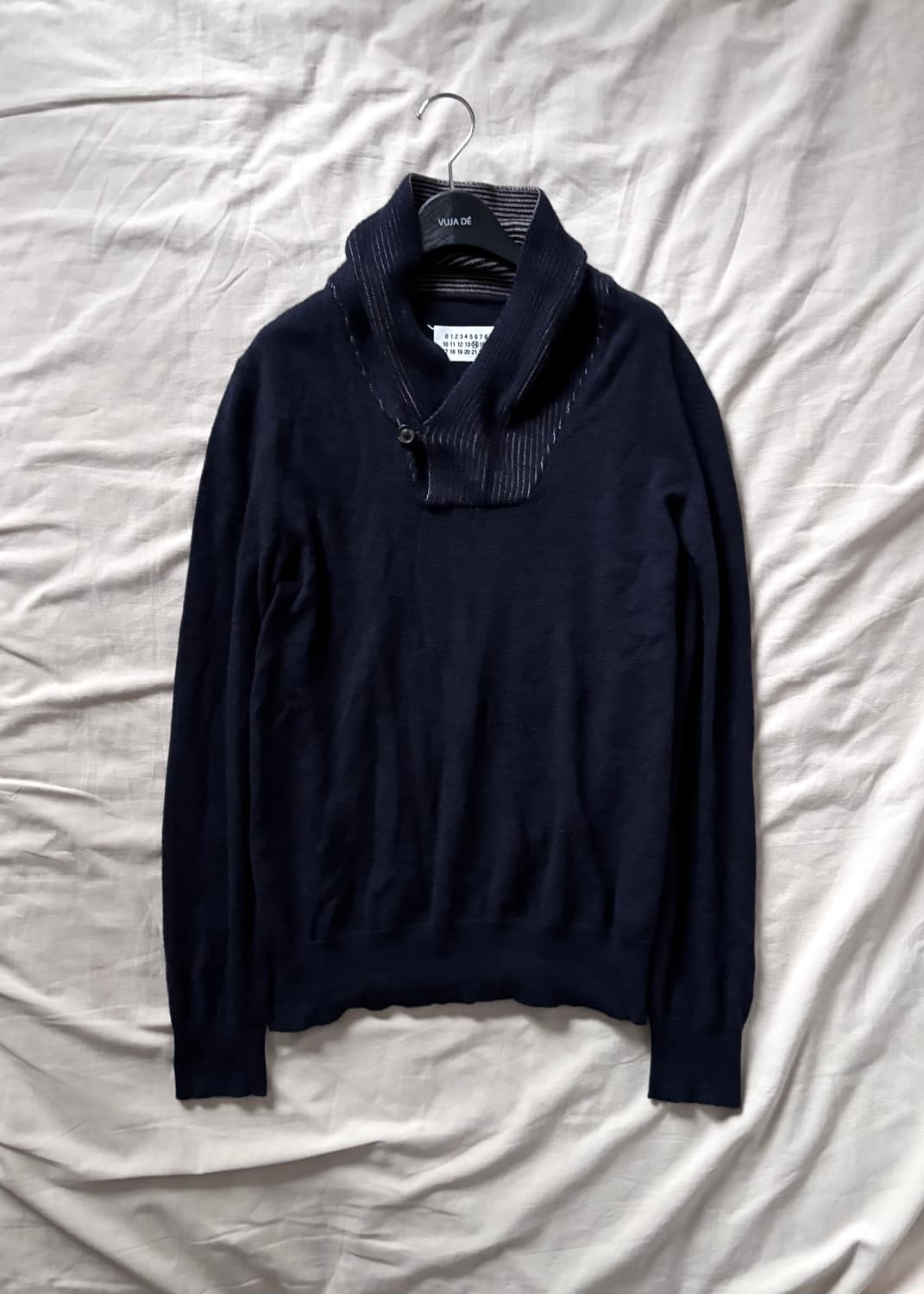 마르지엘라 원 버튼 카라 울 니트 상품이미지1