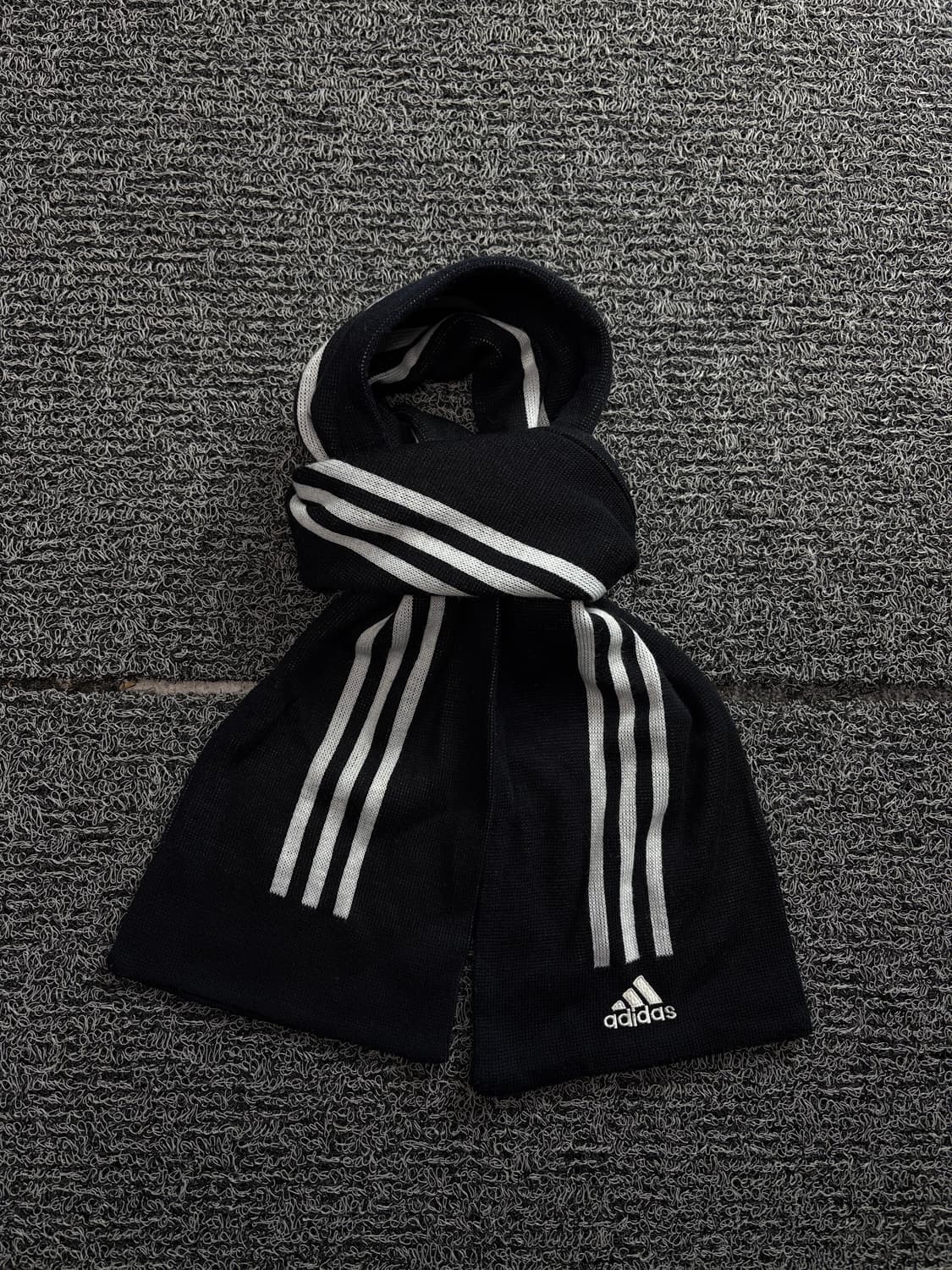 00s 아디다스 올드스쿨 에센셜 블랙 머플러 1787 상품이미지2