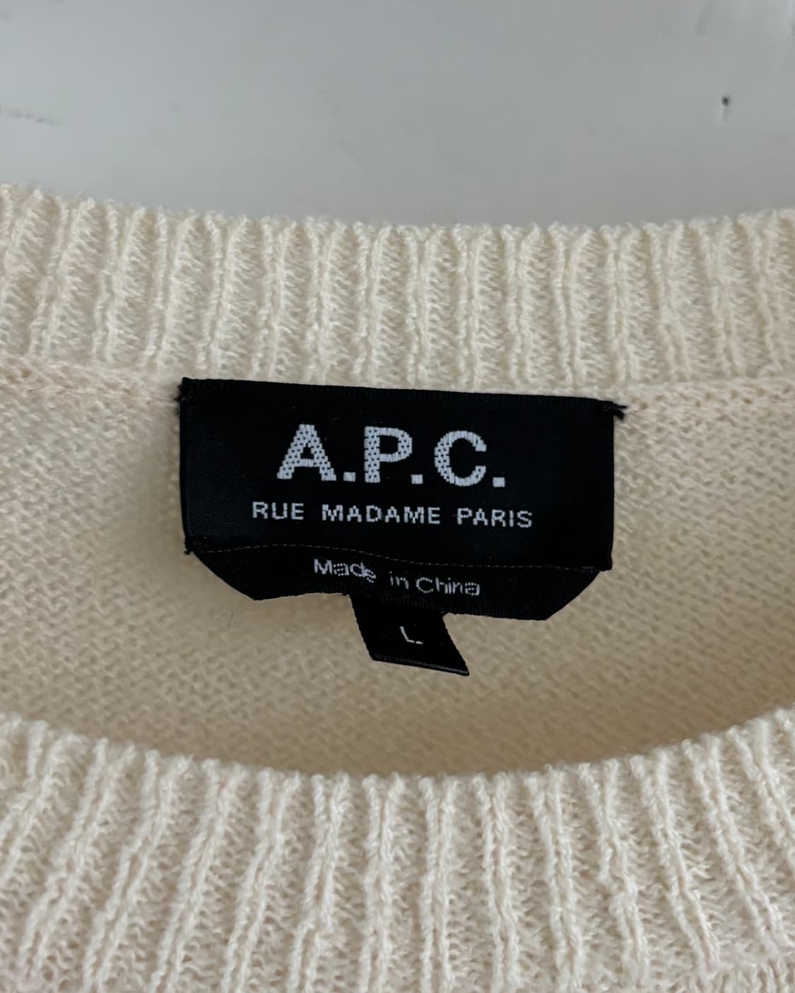 A.P.C. 아페쎄 핑크자수로고 아이보리컬러 유넥 니트 상품이미지9