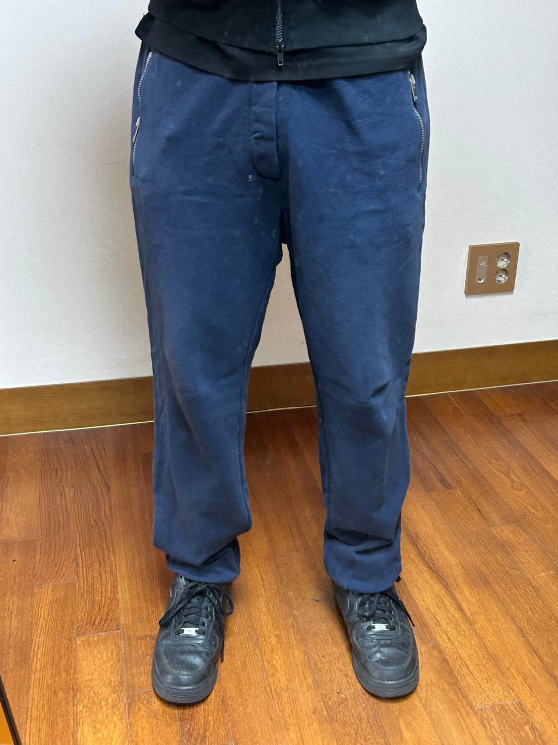 Margiela back stitch sweatpants navy 상품이미지2