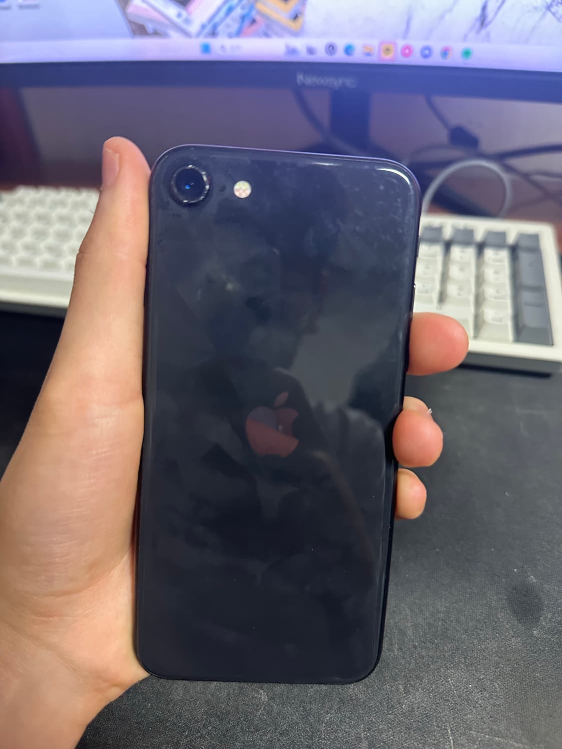 아이폰 se2 블랙 배터리 성능 100 상품이미지2