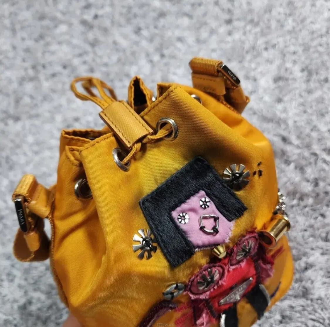 프라다 버킷 토트백 상품이미지6