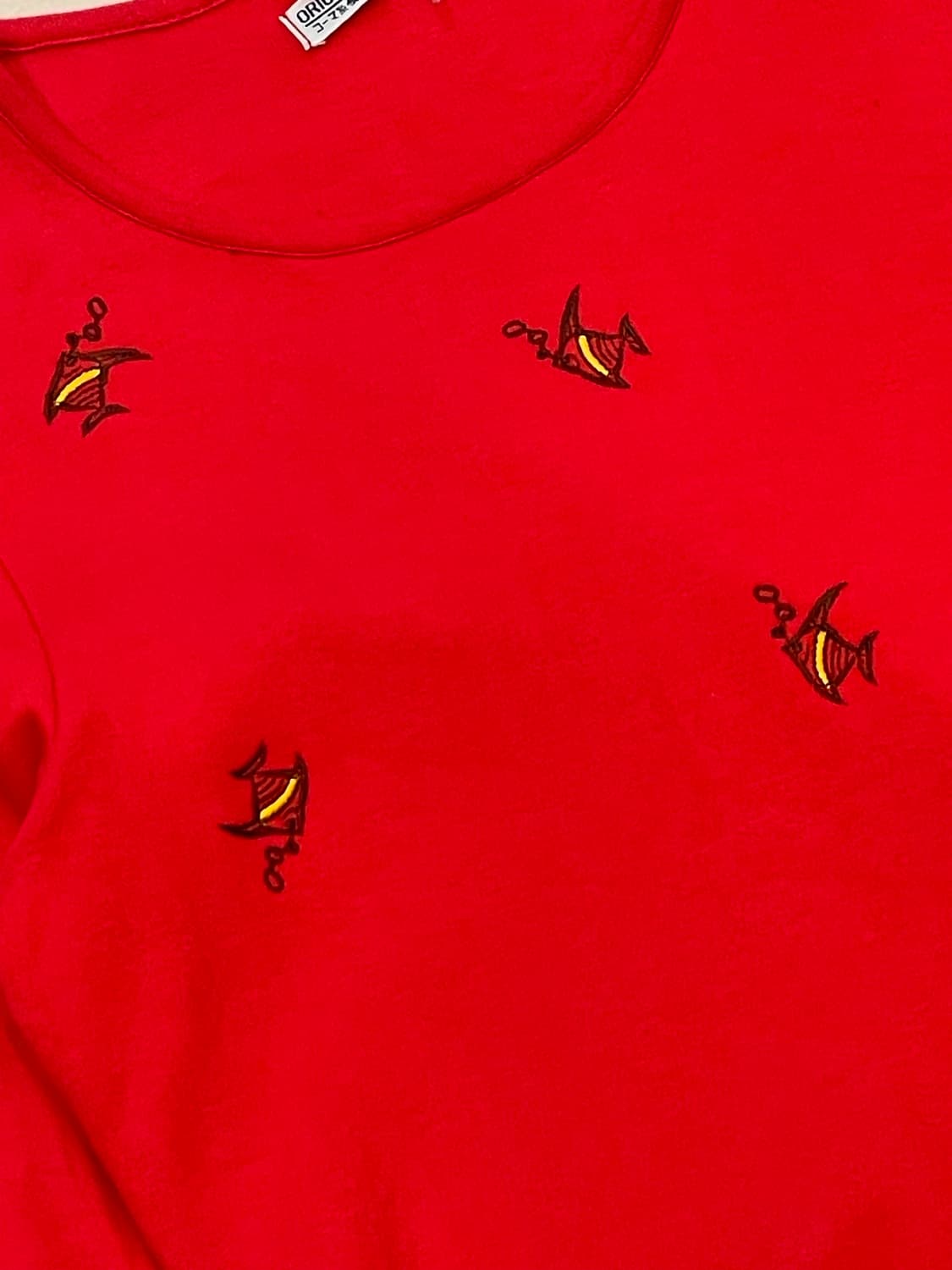 택있는 일본빈티지 유니크한 물고기자수티셔츠 상품이미지2