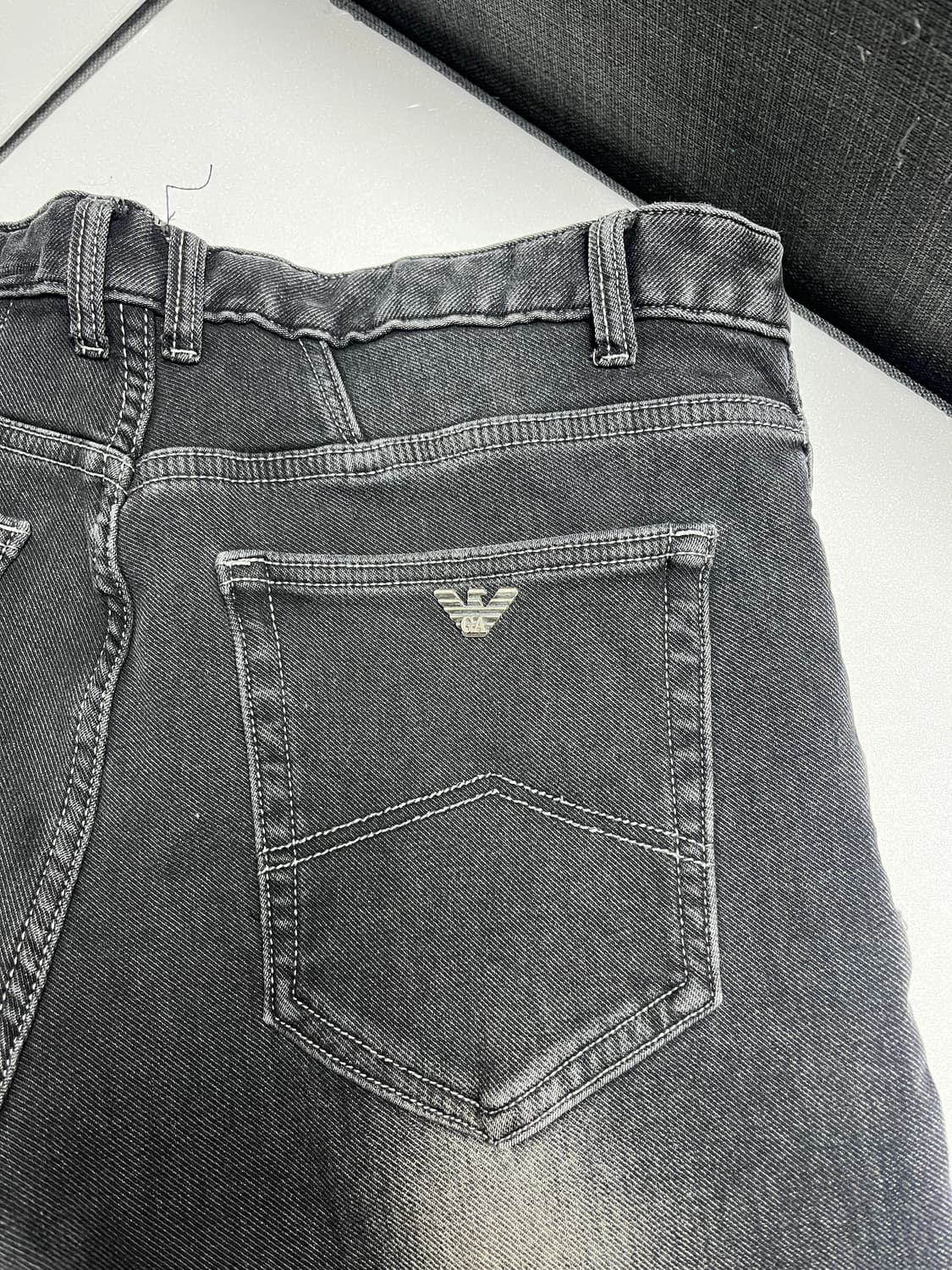 알마니 빈티지 워싱 블랙 데님 팬츠 34 상품이미지4