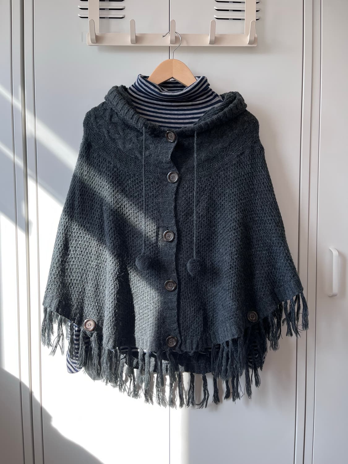 사와코 폼폼 망토 후드 케이프 니트 가디건  상품이미지2