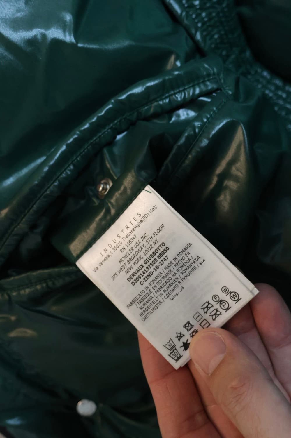 몽클레르 데복스 숏패딩 2사이즈(100) 상품이미지7