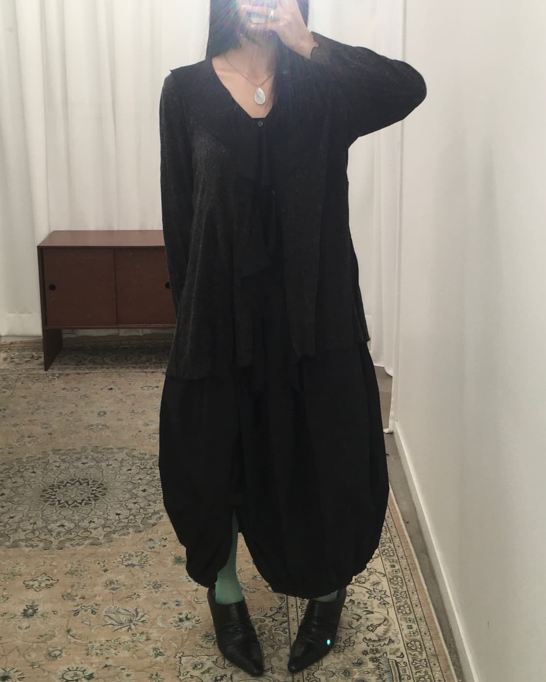 차콜 프릴 니트 상품이미지4