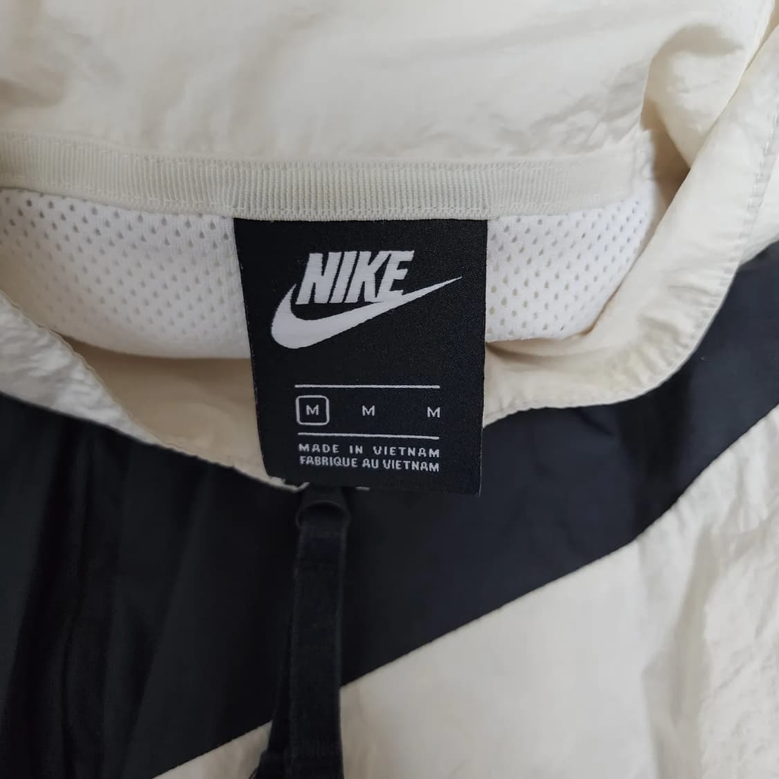 Nike 빅스우시 우븐자켓 화이트 상품이미지4