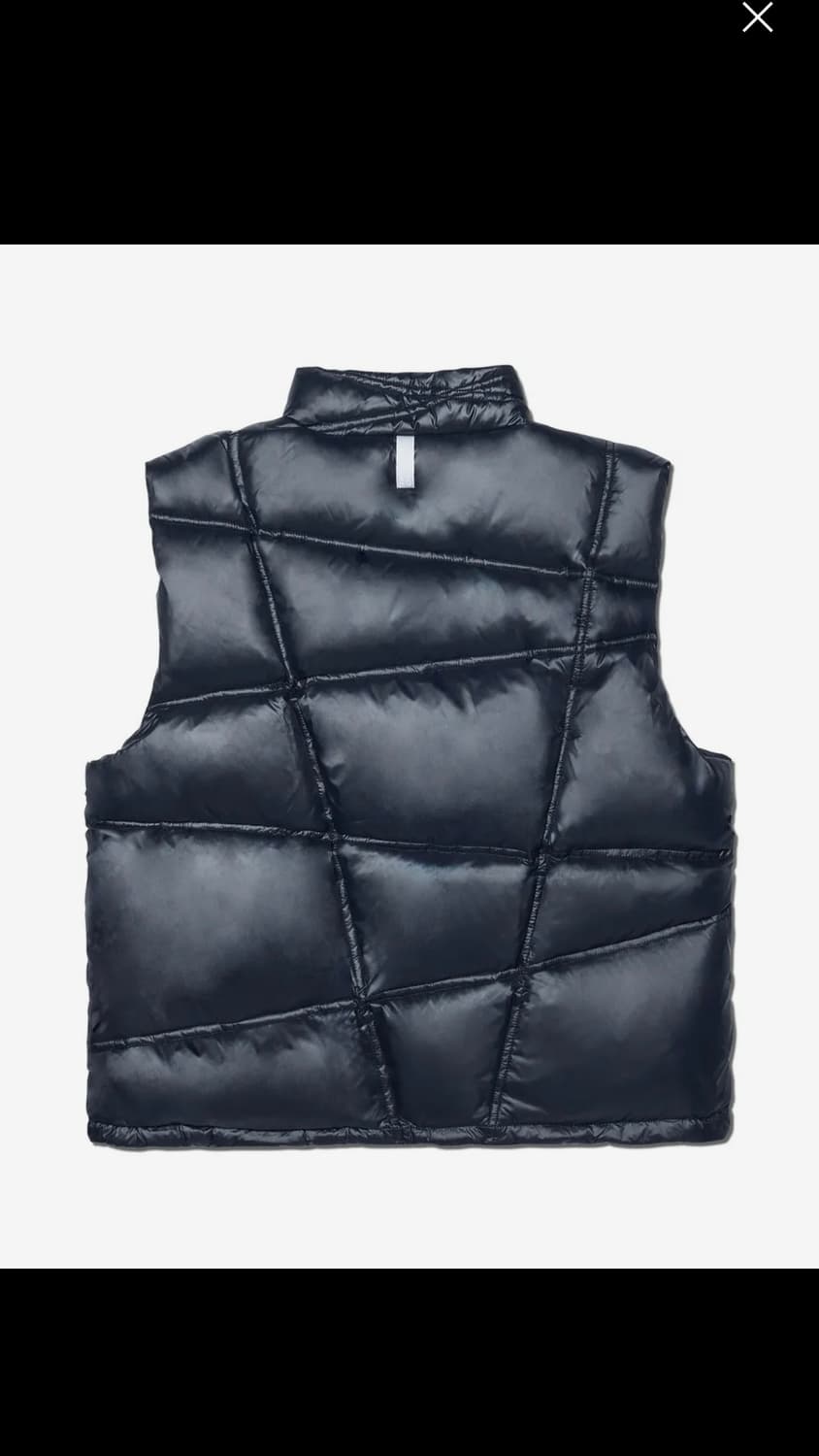 (미개봉) 노매뉴얼 패딩조끼 L 글로시 블랙 팔아요 상품이미지4