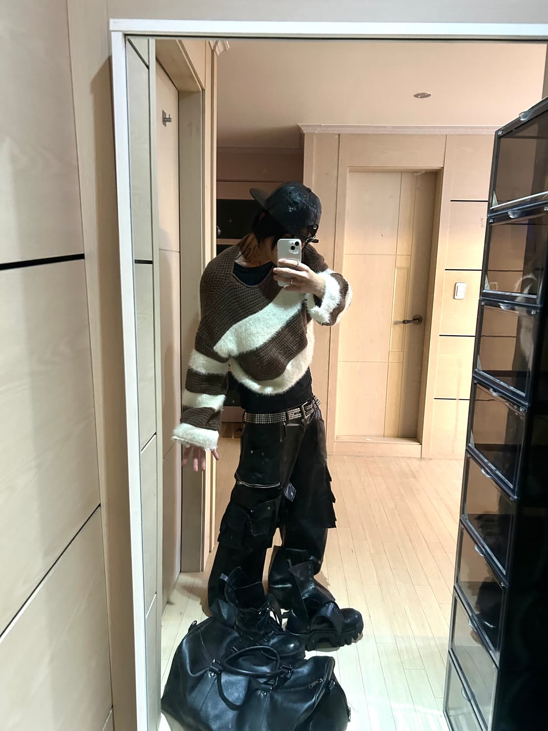 Acrylic Mohair Crop Knit 상품이미지3