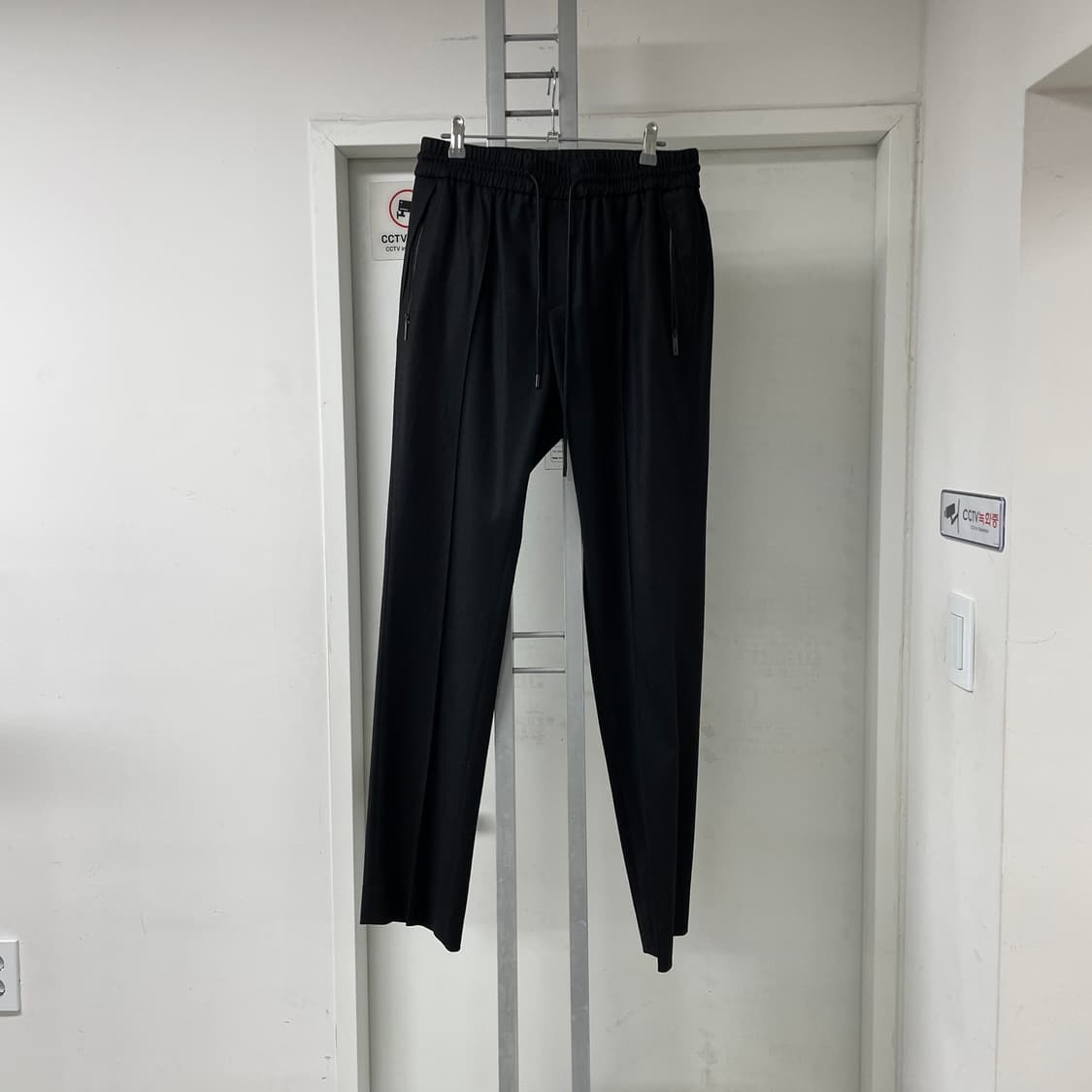 준지 밴딩 블랙 슬랙스 48 상품이미지1