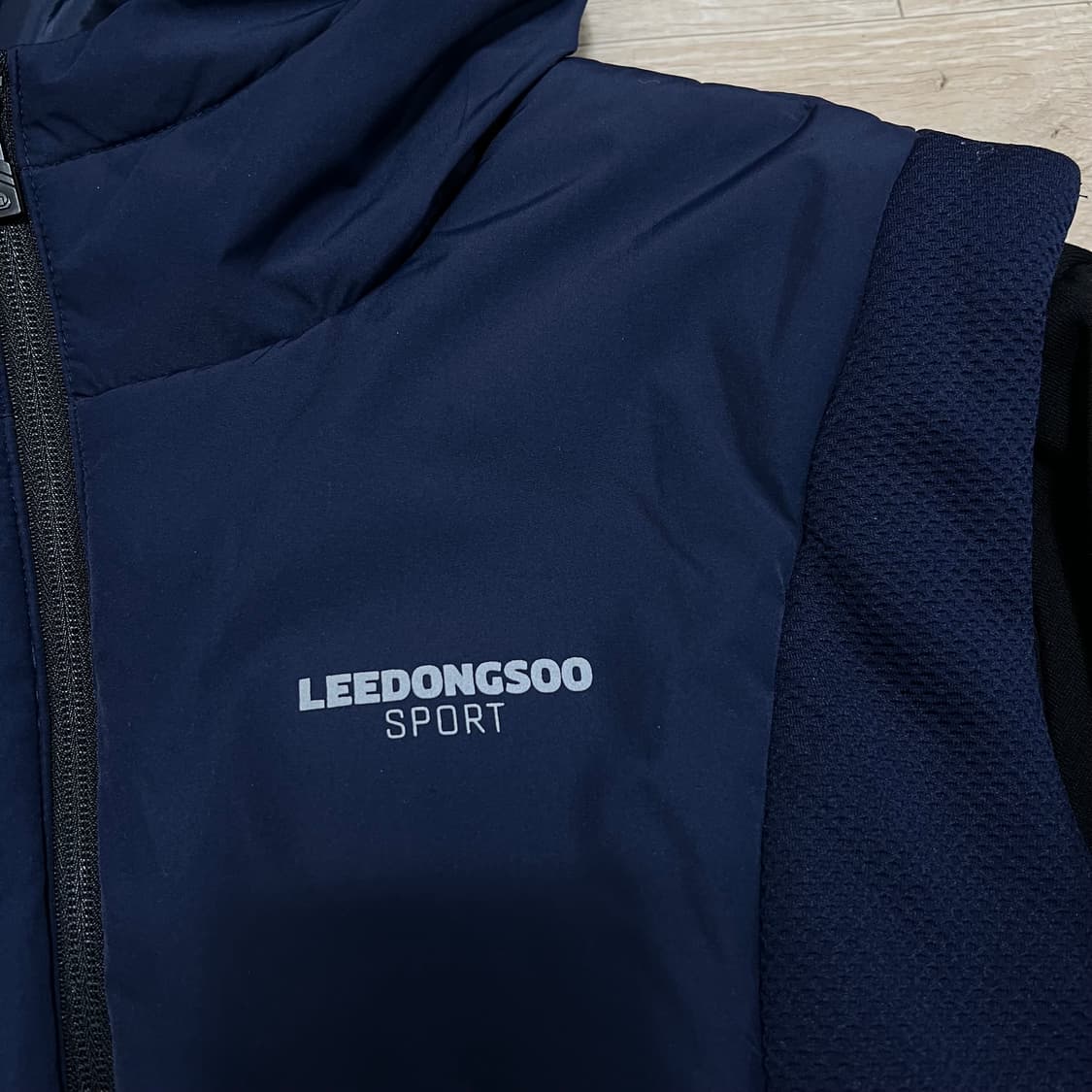 이동수 스포츠 골프웨어 배색 후드 경량패딩 점퍼 [네이비] 2XL/110 상품이미지4