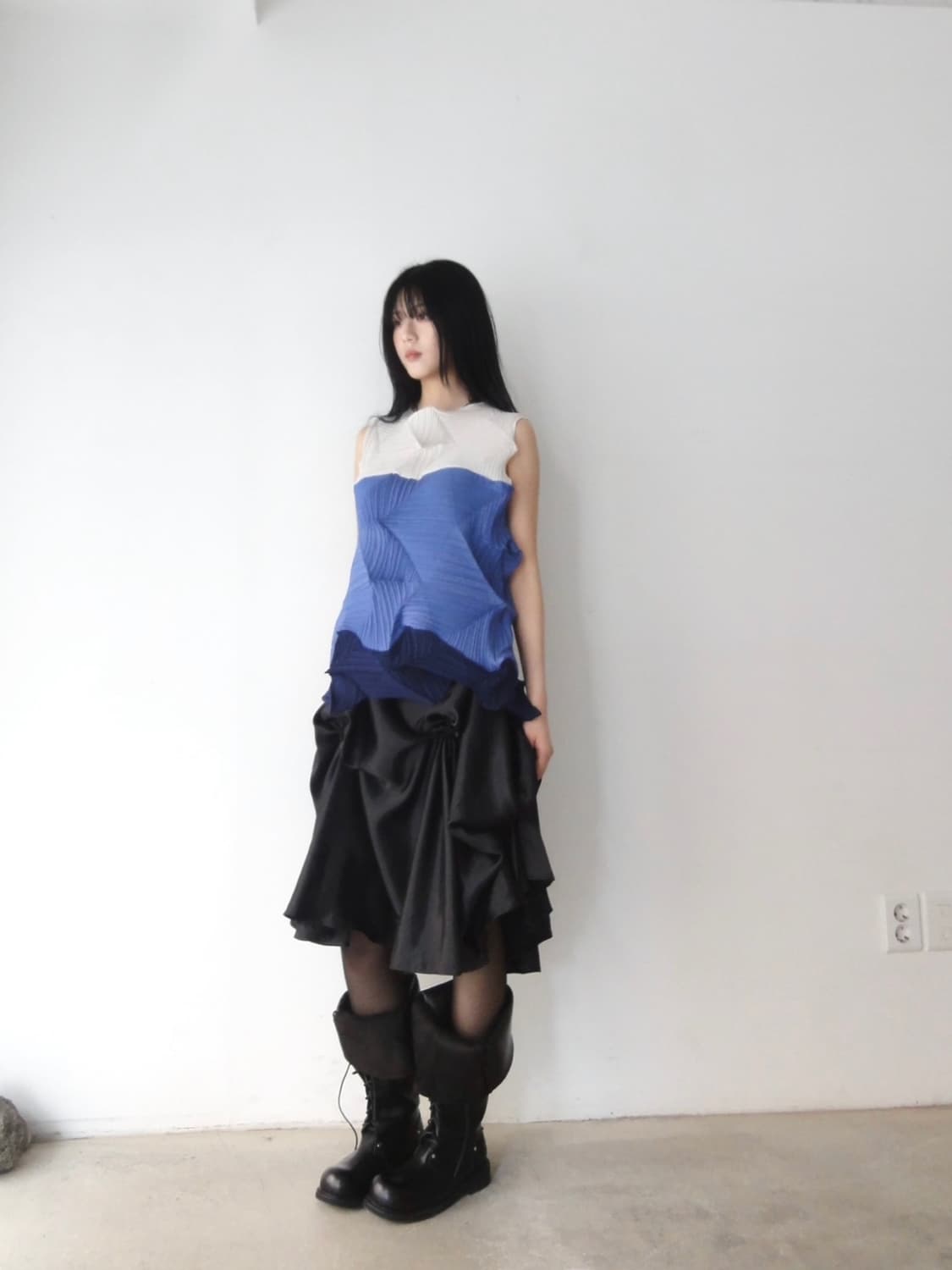 Sculptural color block pleats  상품이미지6