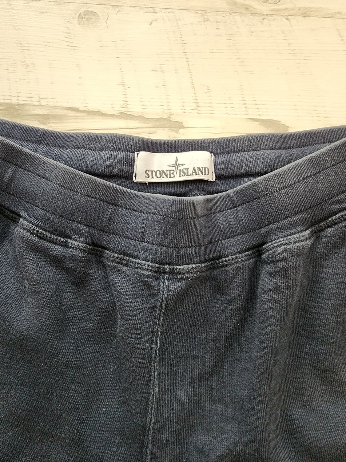 스톤 아일랜드 가먼트다잉 스웻 팬츠 팜. S(30~32)사이즈 반바지 상품이미지4