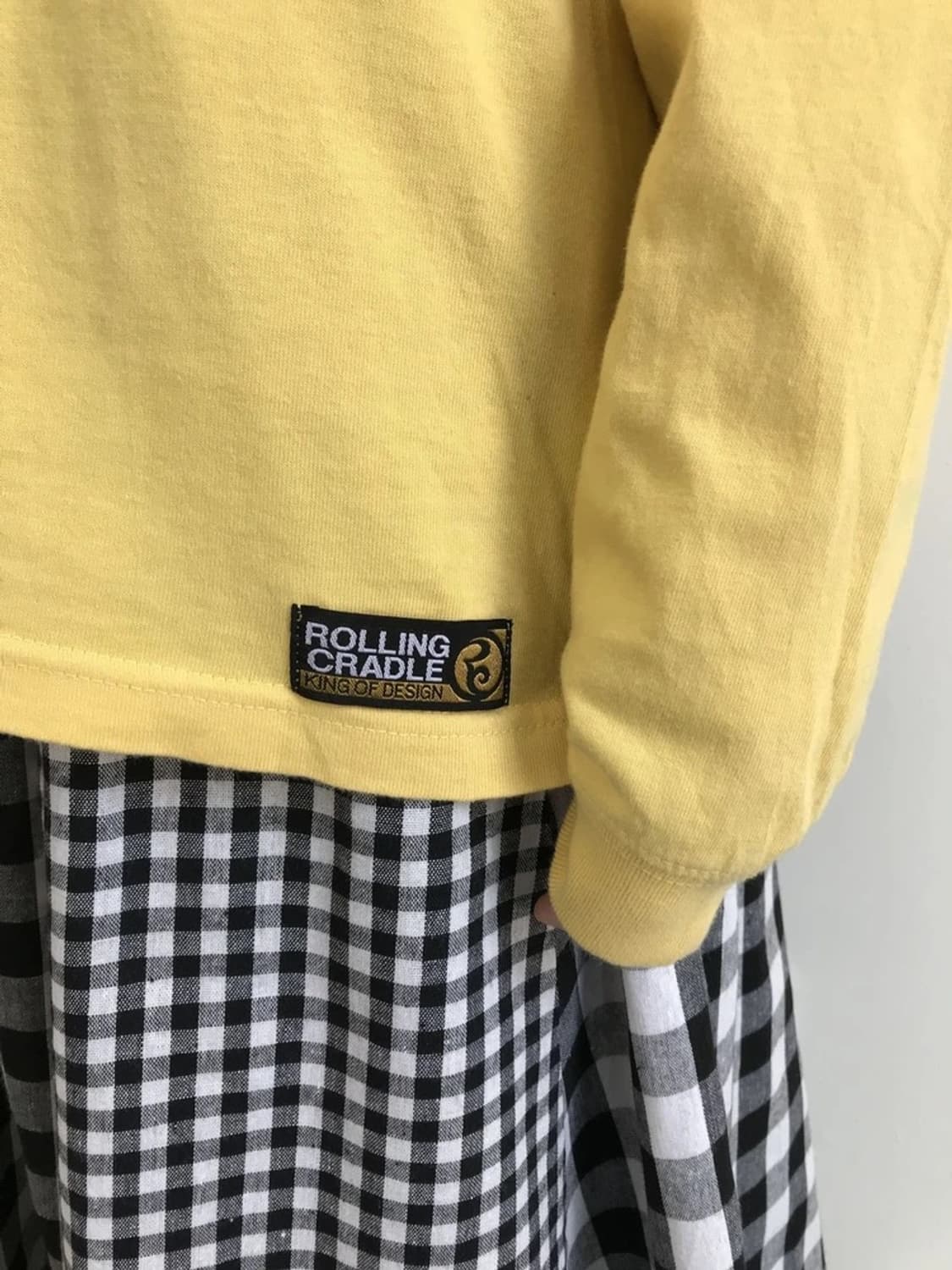 Rolling Cradle Graphic Long Sleeve Tee 상품이미지4