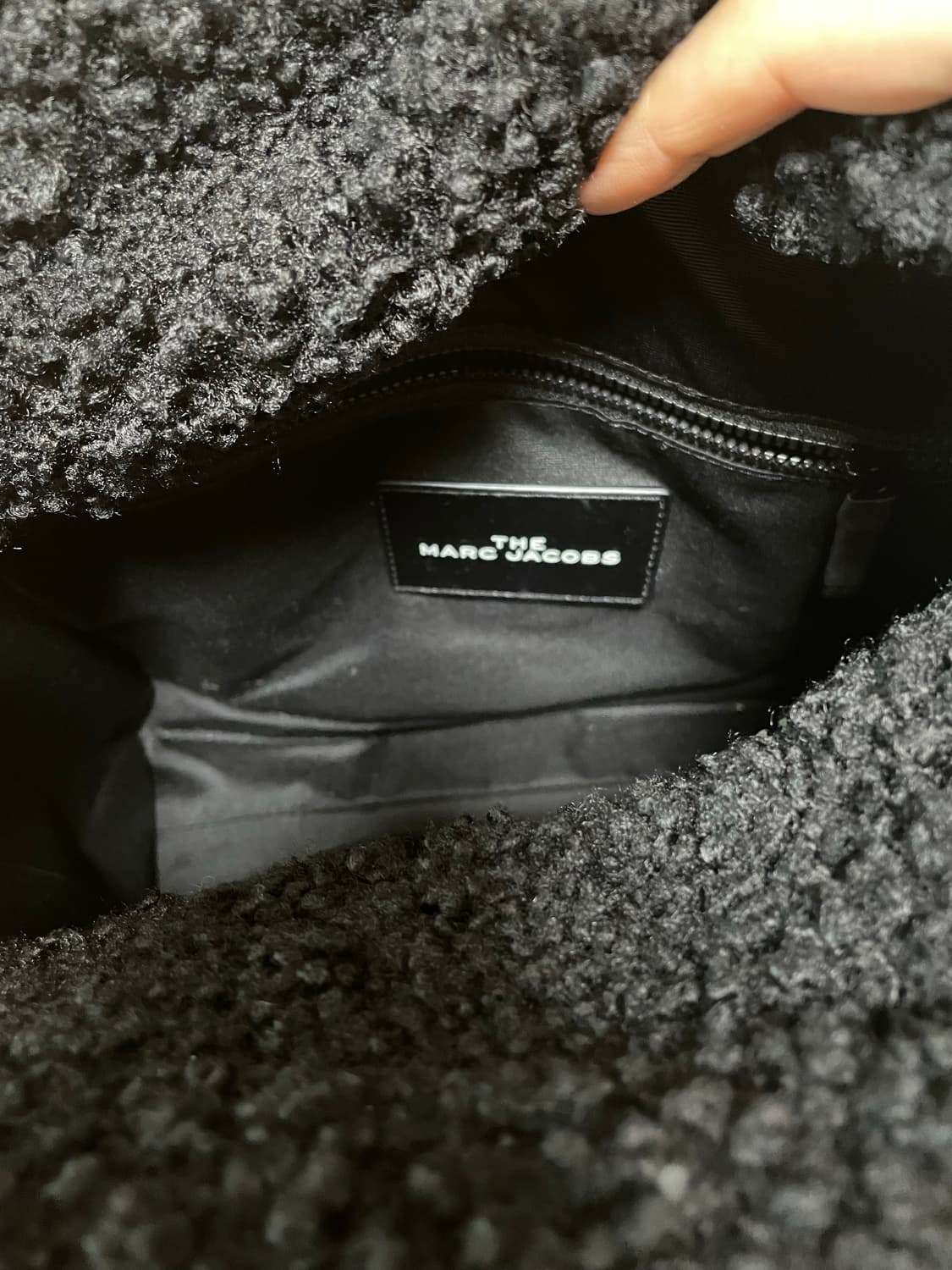 마크제이콥스 더토트백 상품이미지5