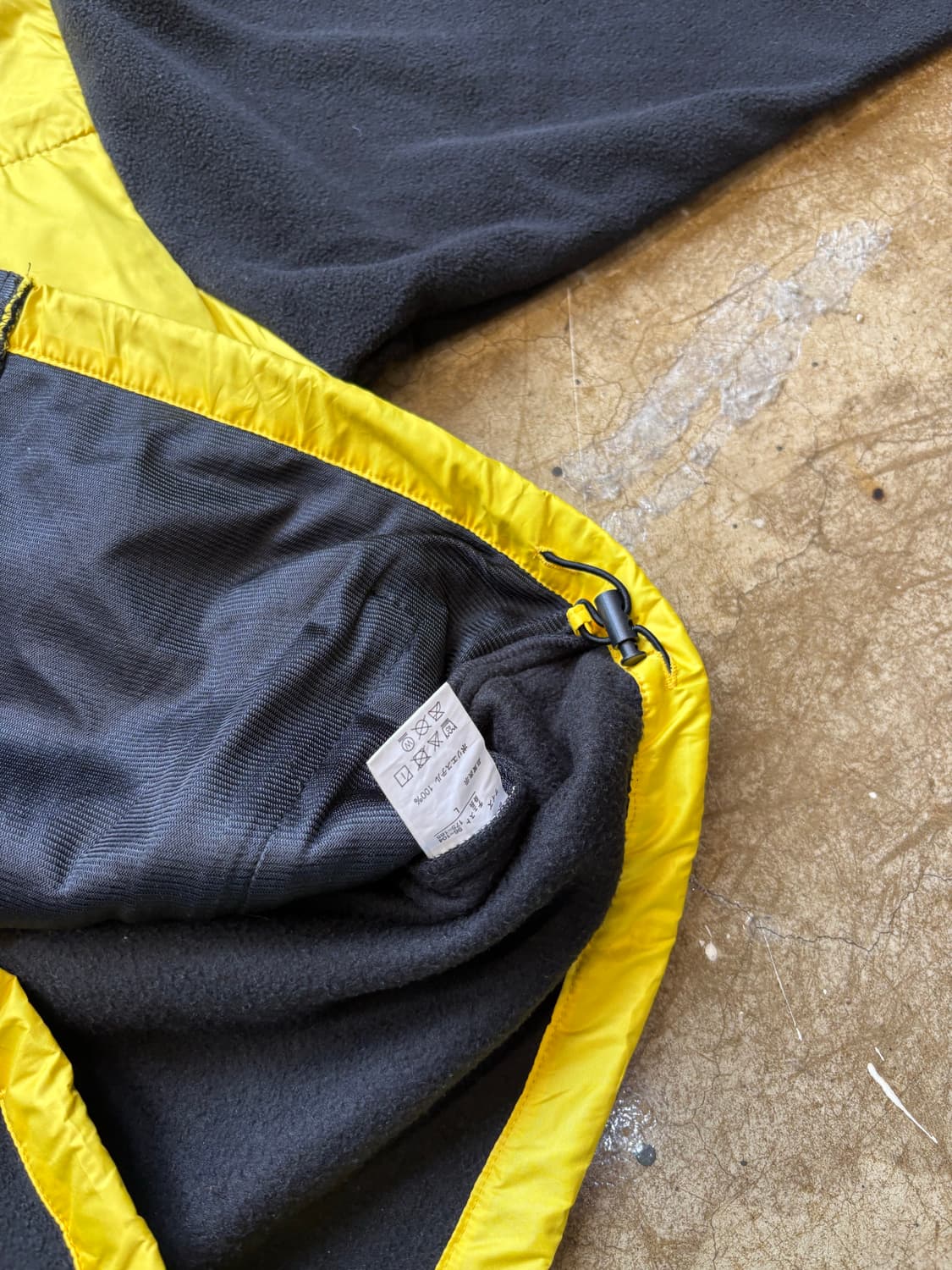 Nylaus 블랙 나일론 배색 플리스 상품이미지4